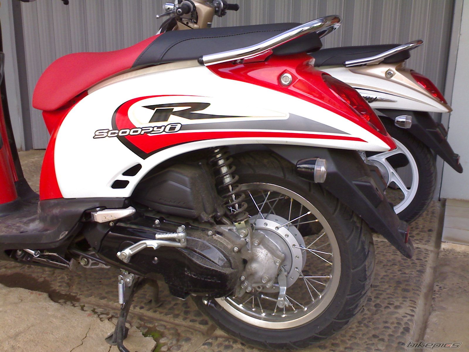 Bike Photo 2417175