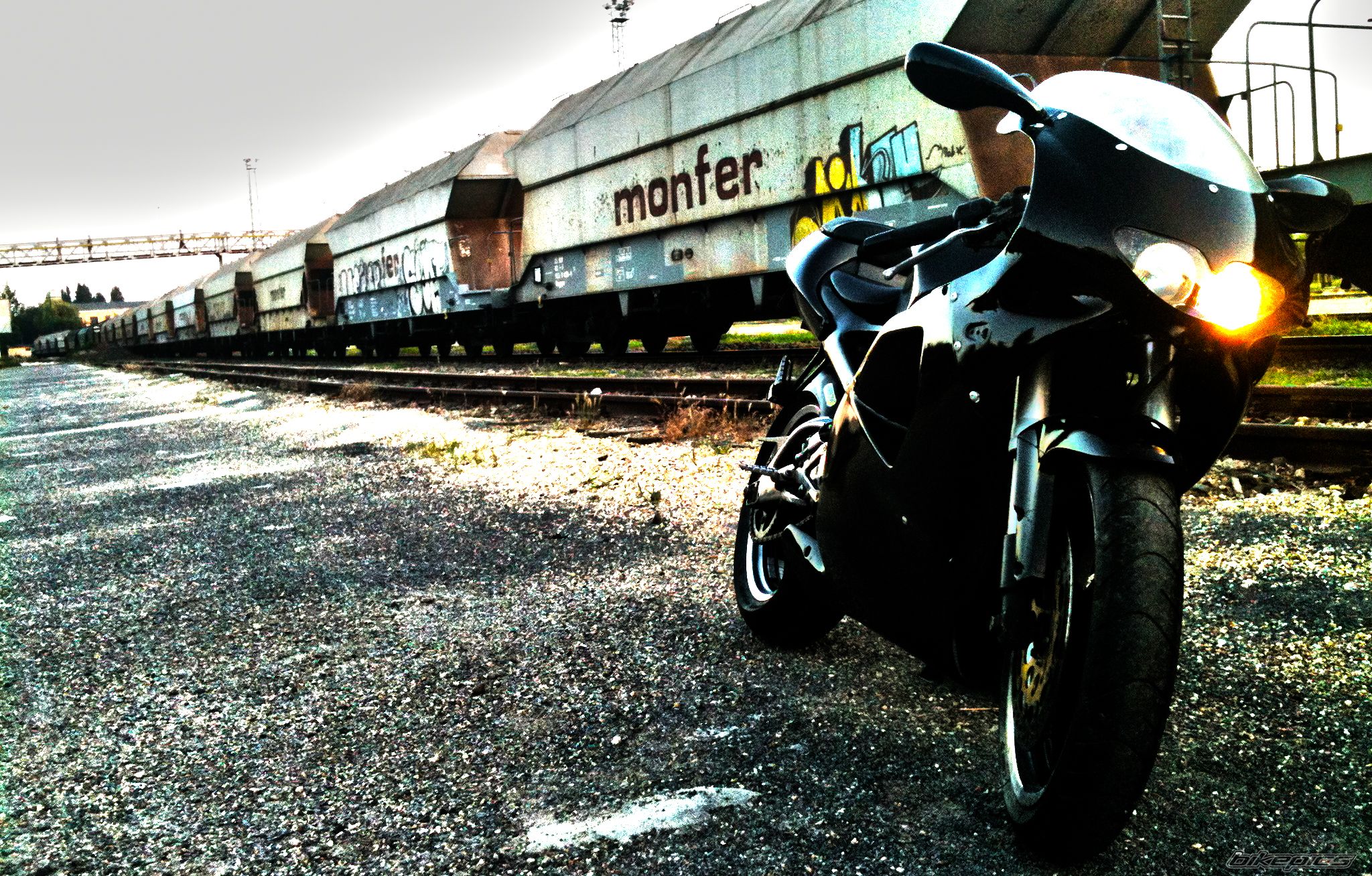 Photo 2417792