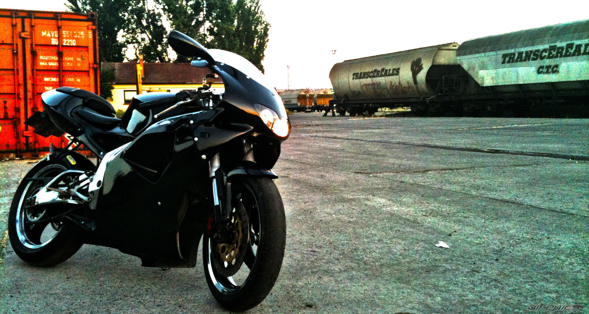 Photo 2417800