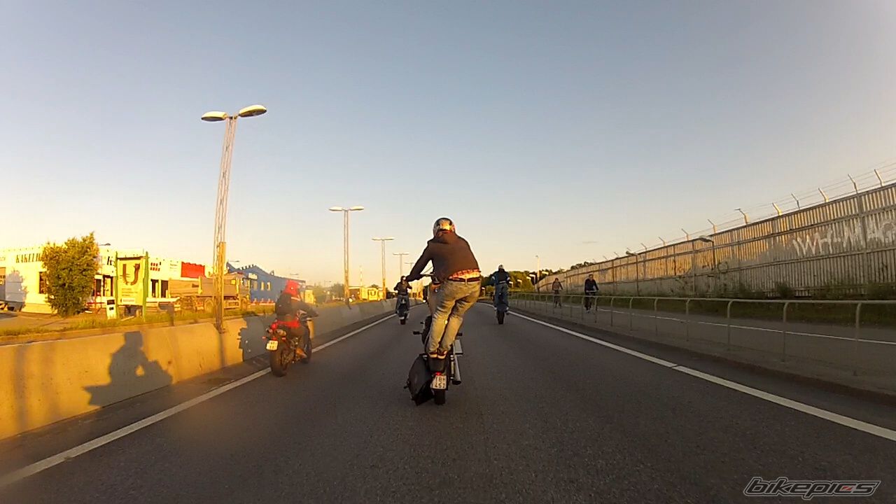 Photo 2417843