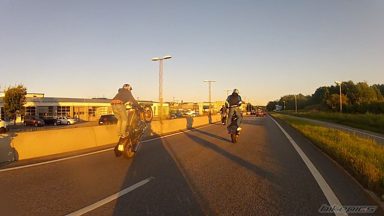 Photo 2417844