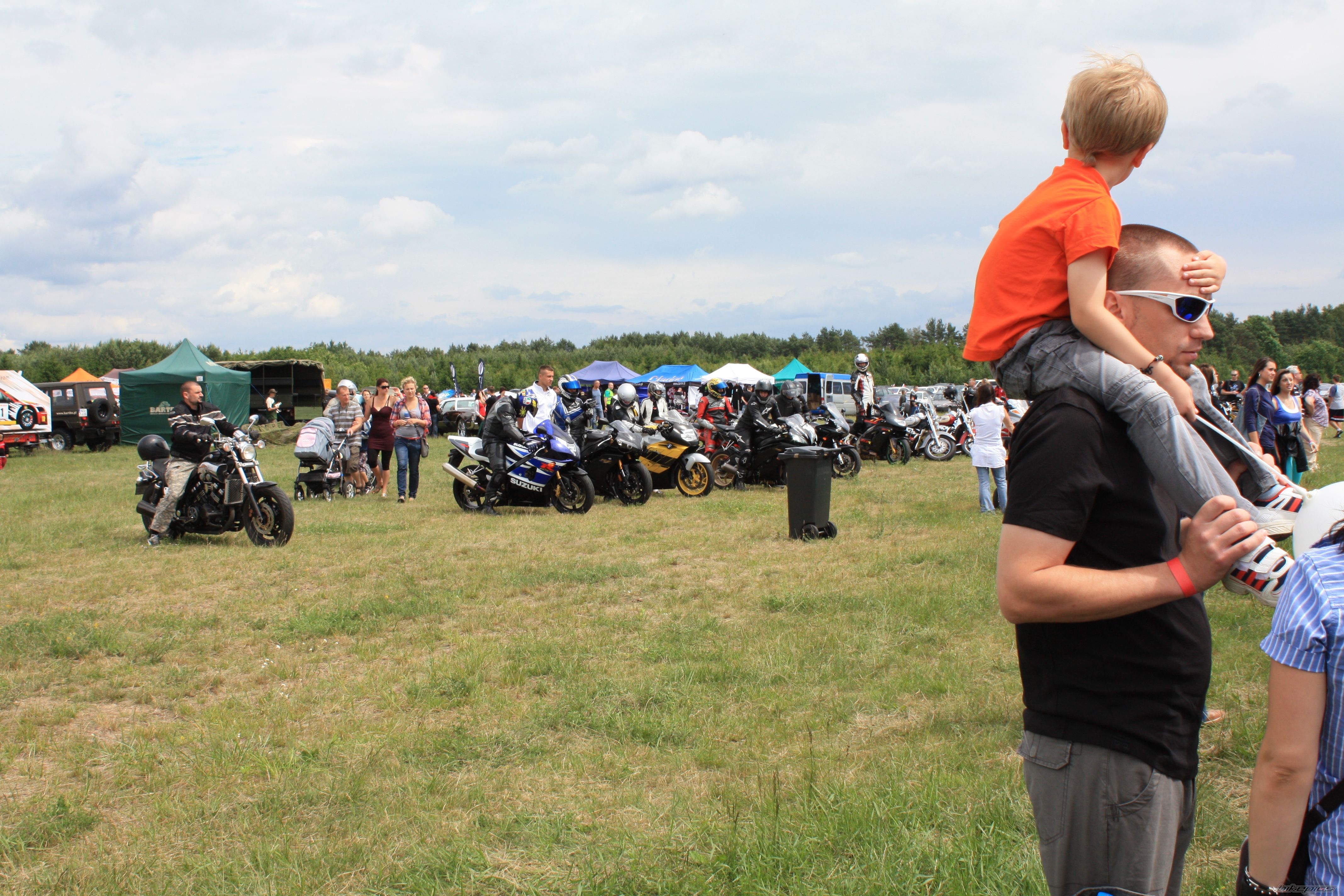 Photo 2417845