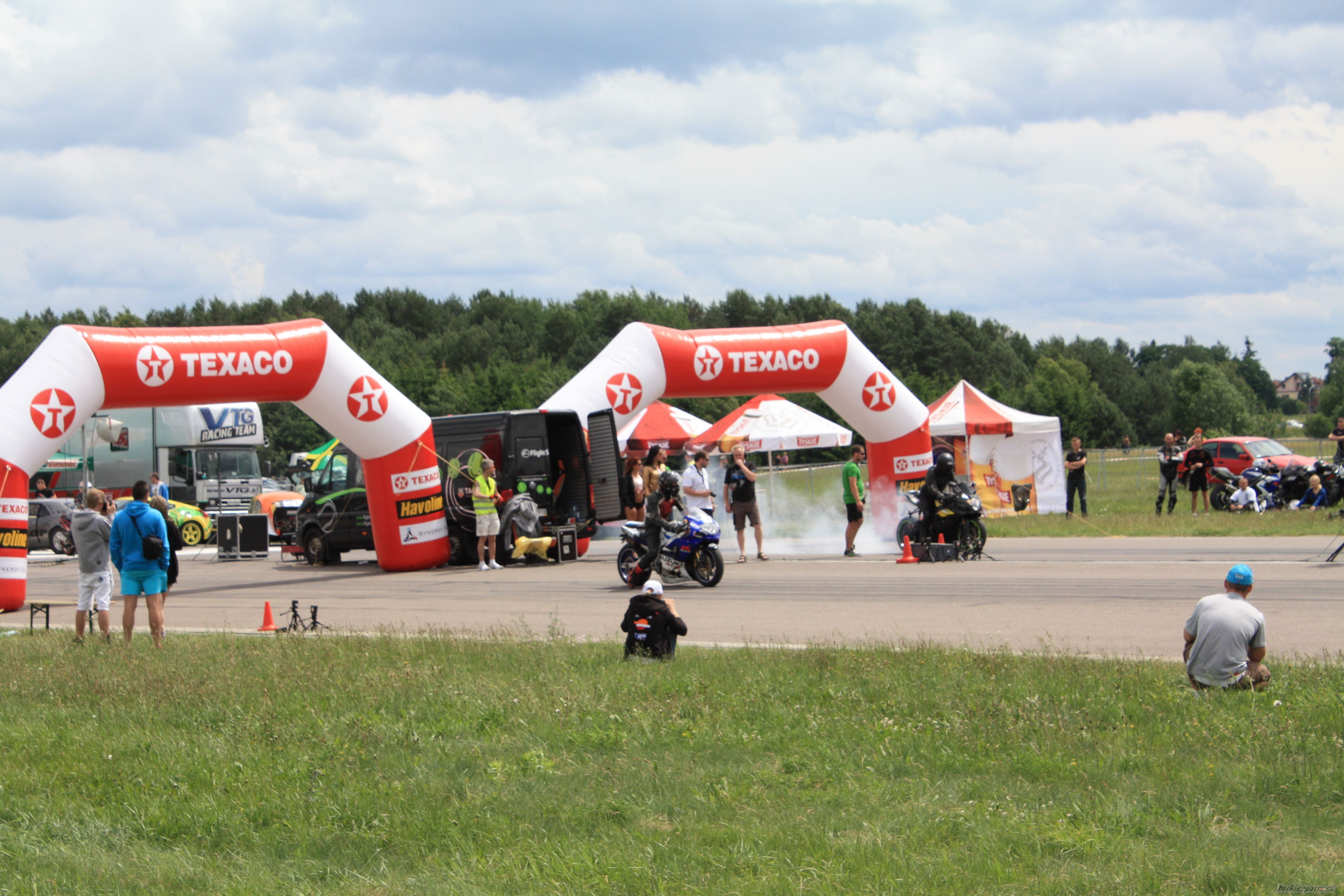 Photo 2417872