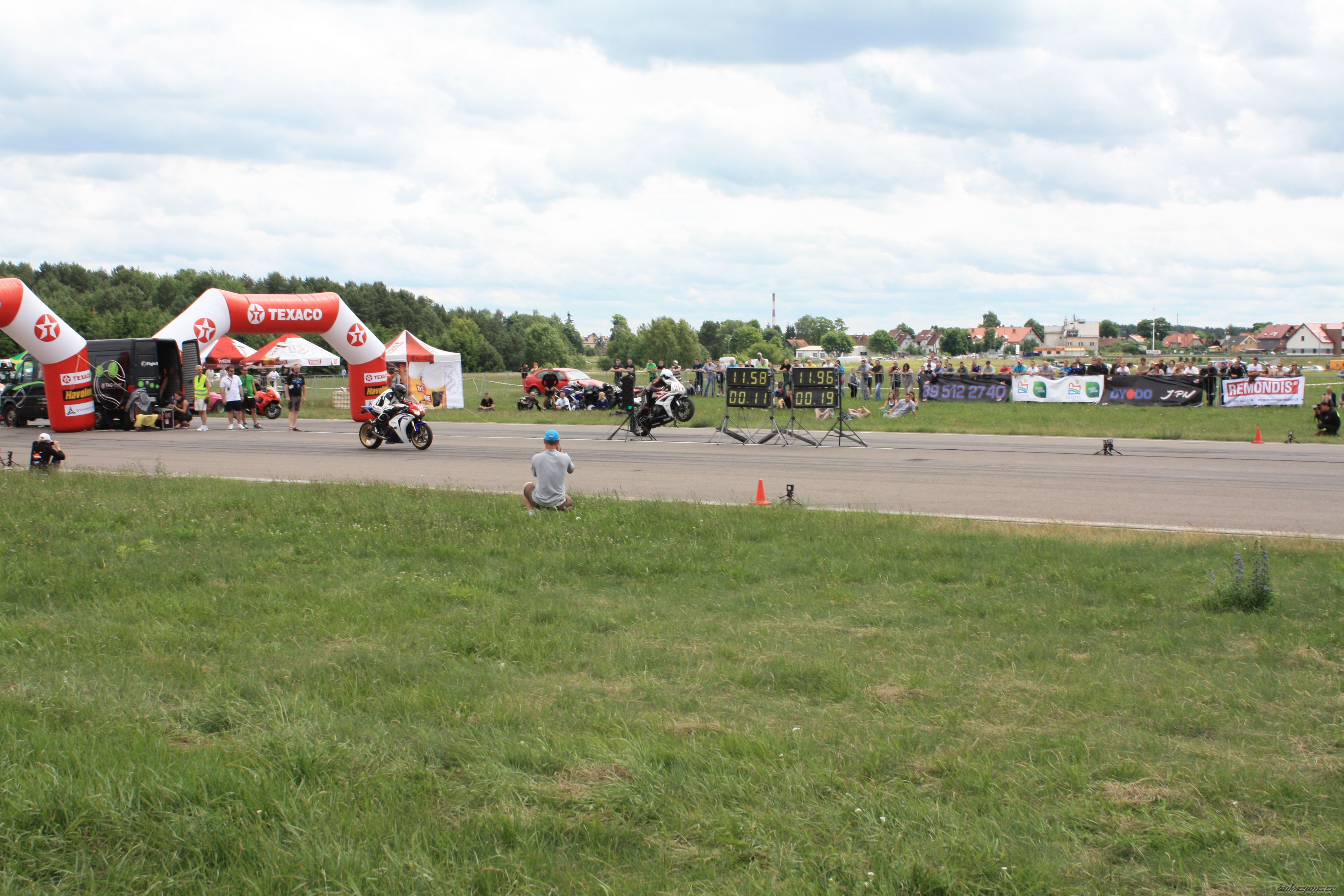 Photo 2417875