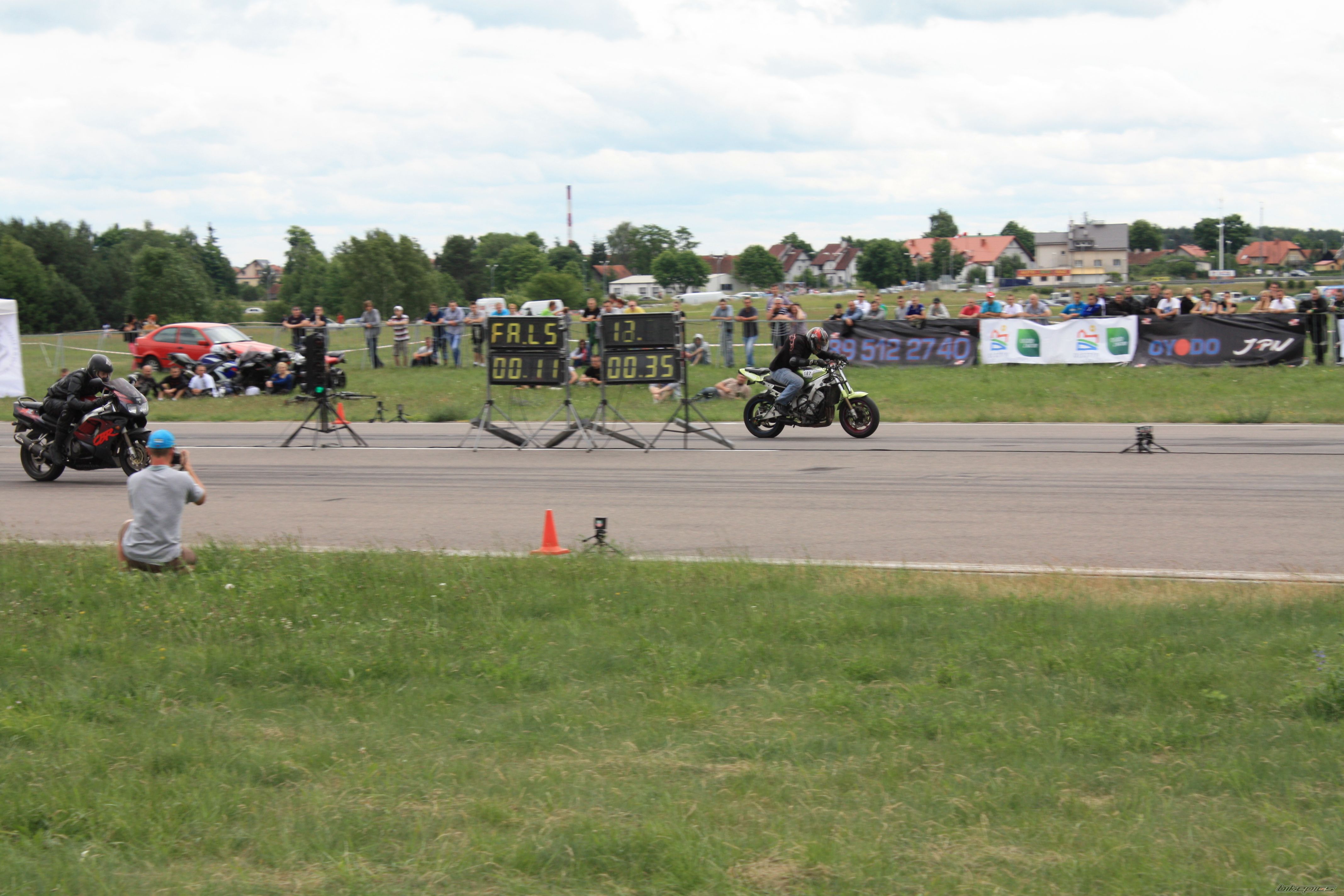 Photo 2417884