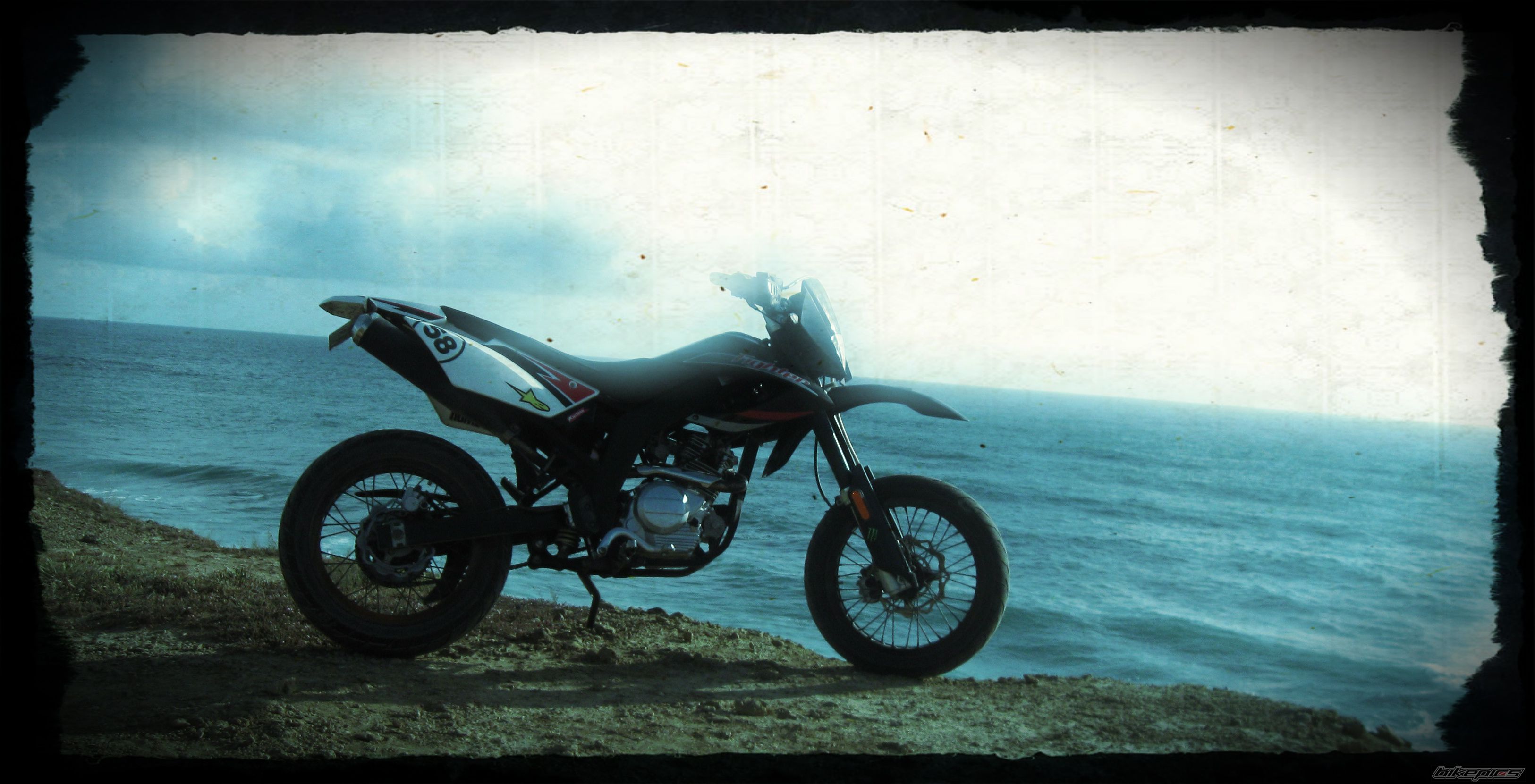 Bike Photo 2417925