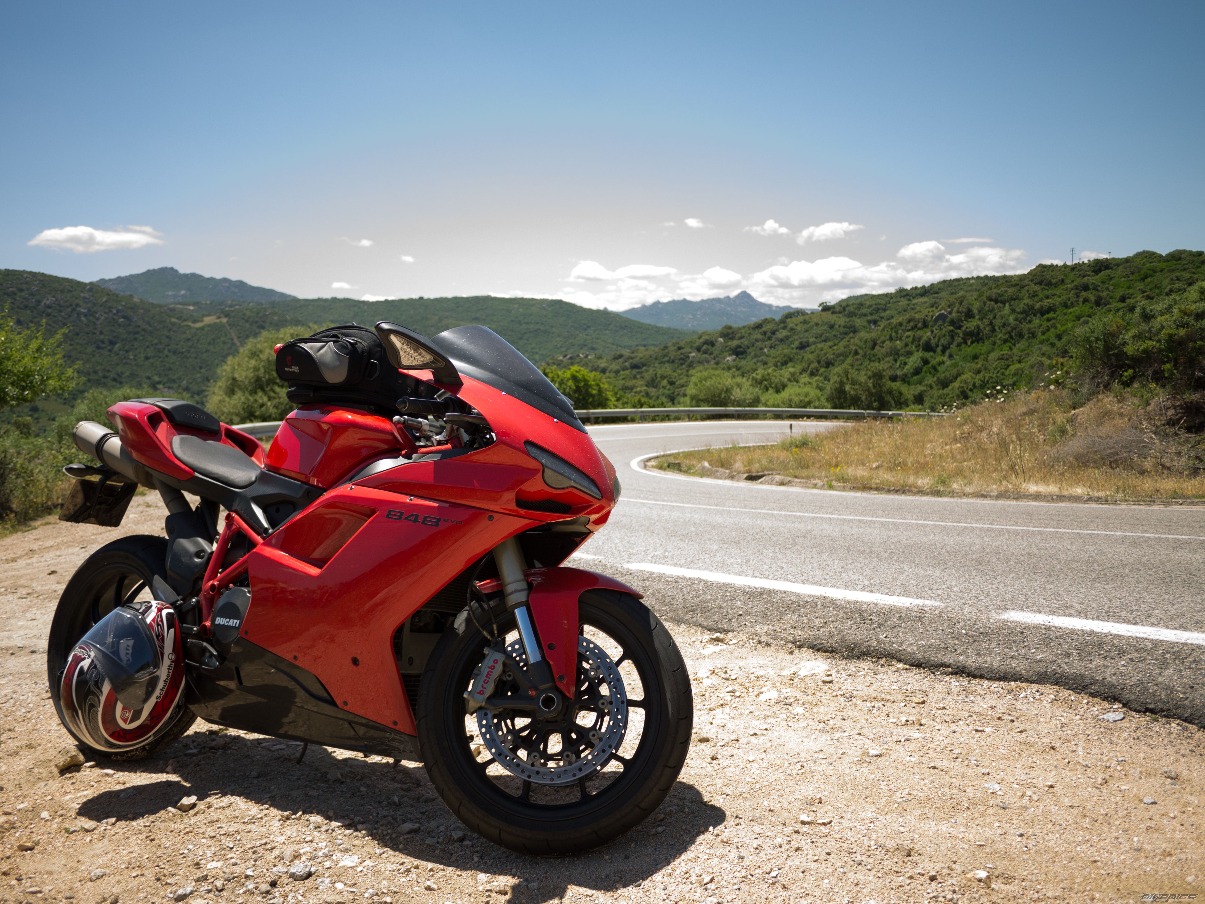 Bike Photo 2418239