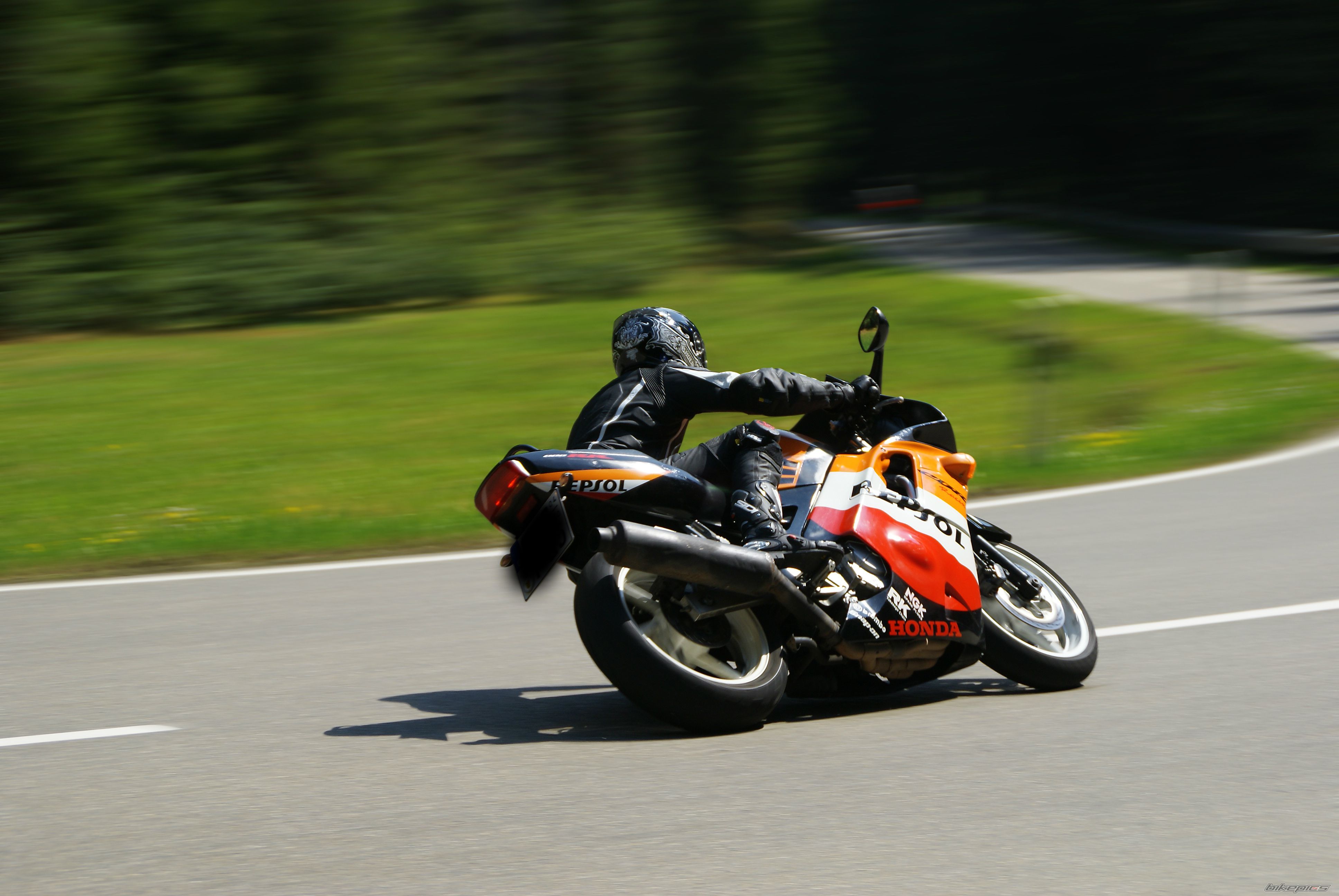 Photo 2418354