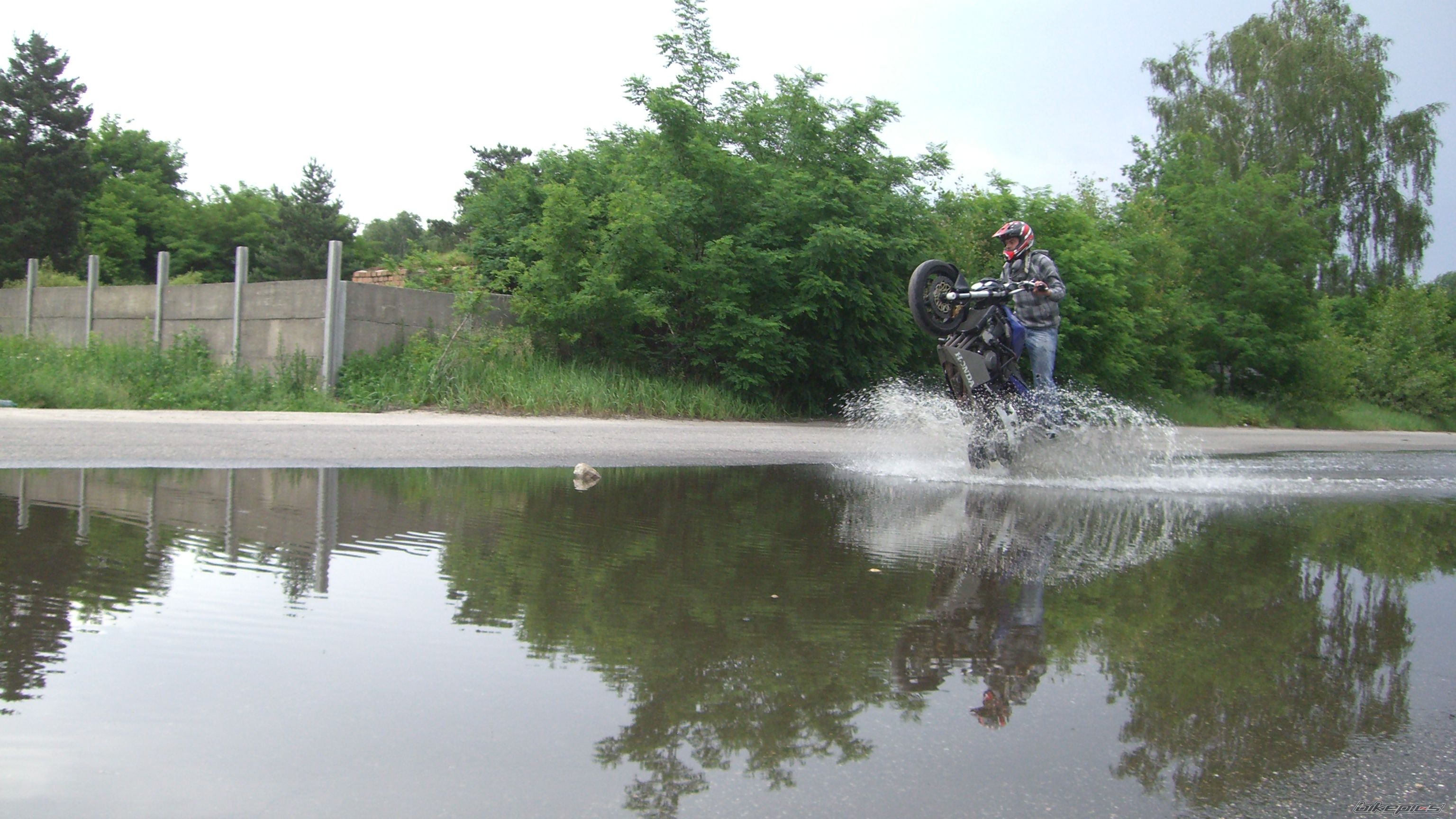 Bike Photo 2418382