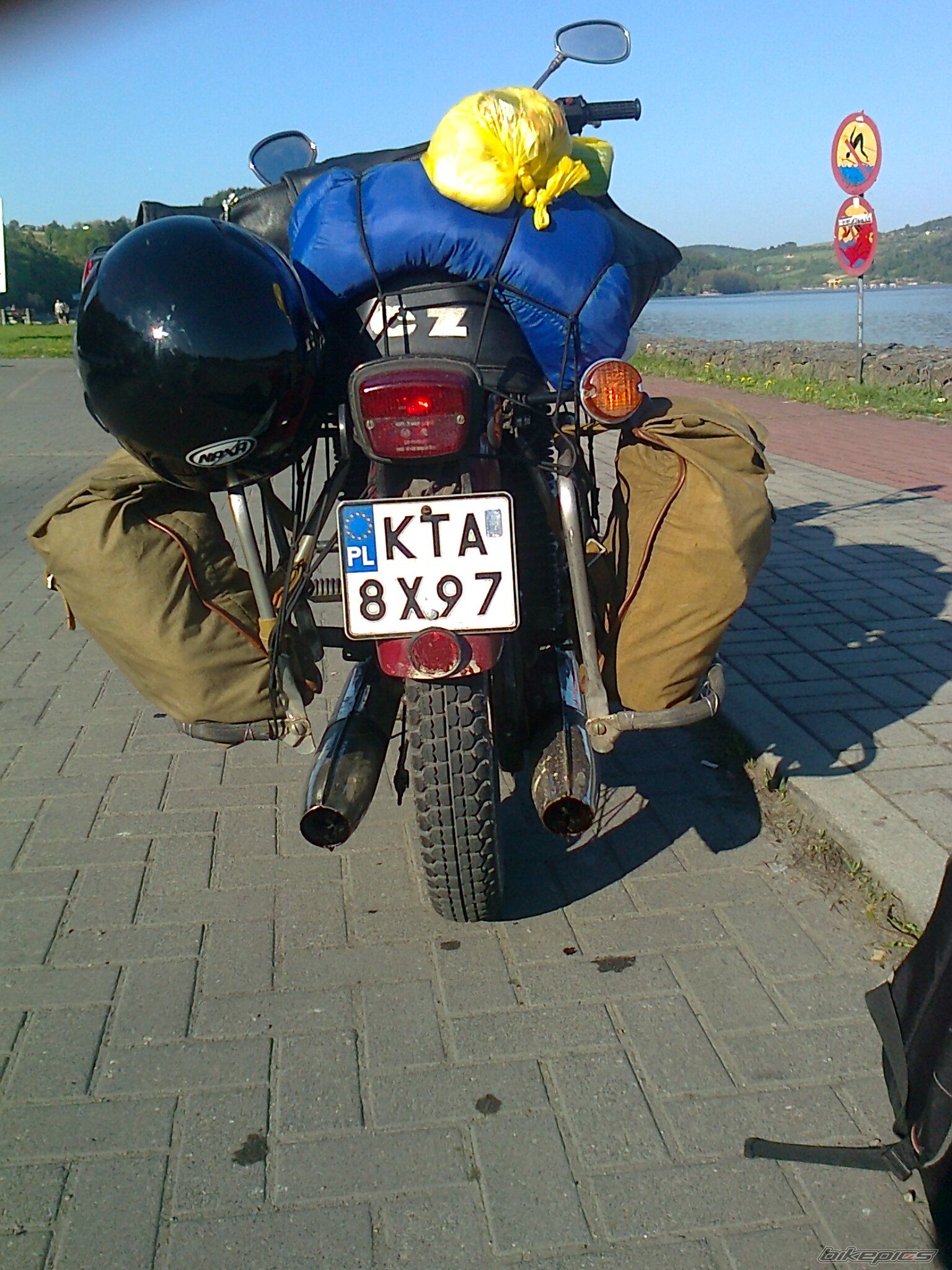Photo 2418463