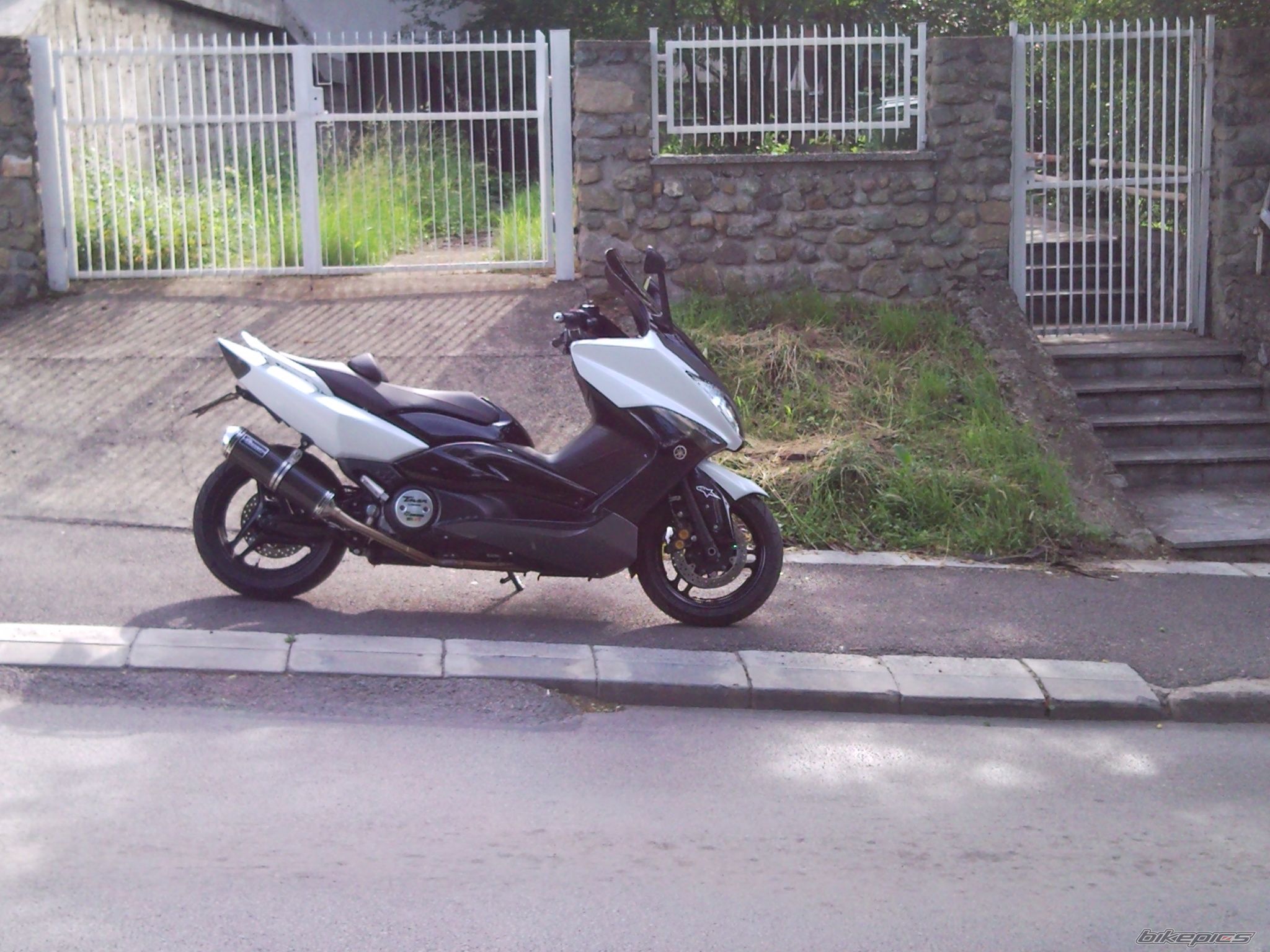 Photo 2418480