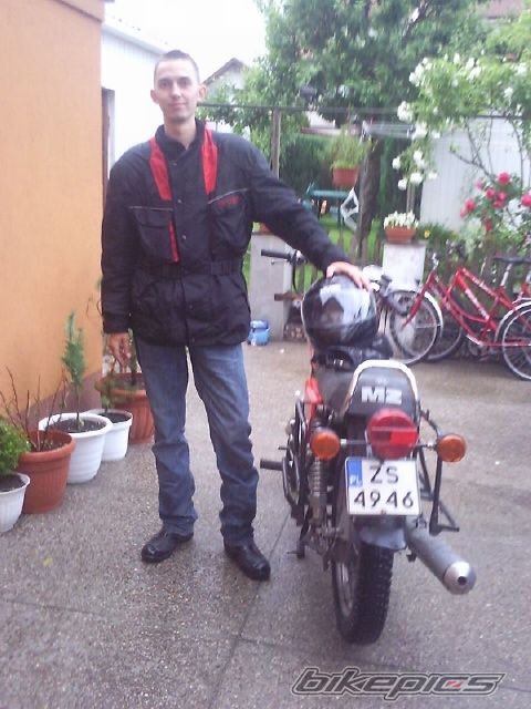 Photo 2418636