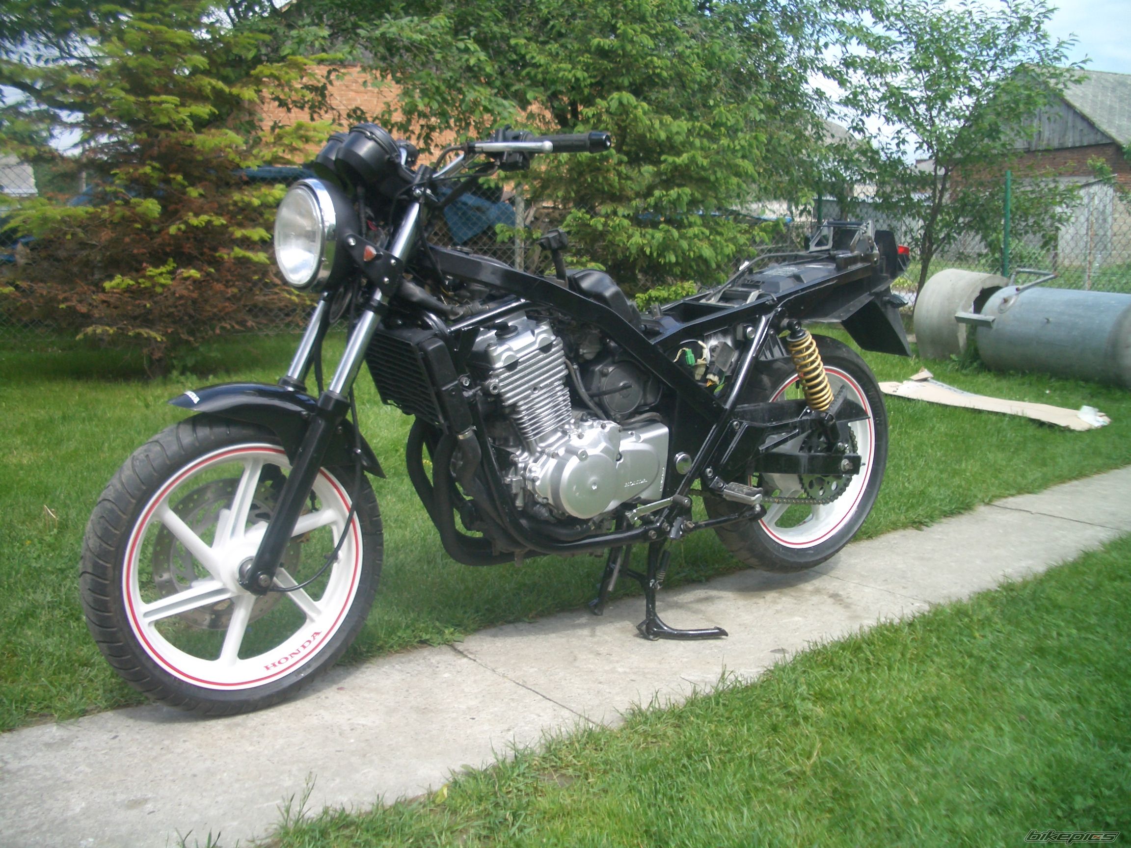 Photo 2418678