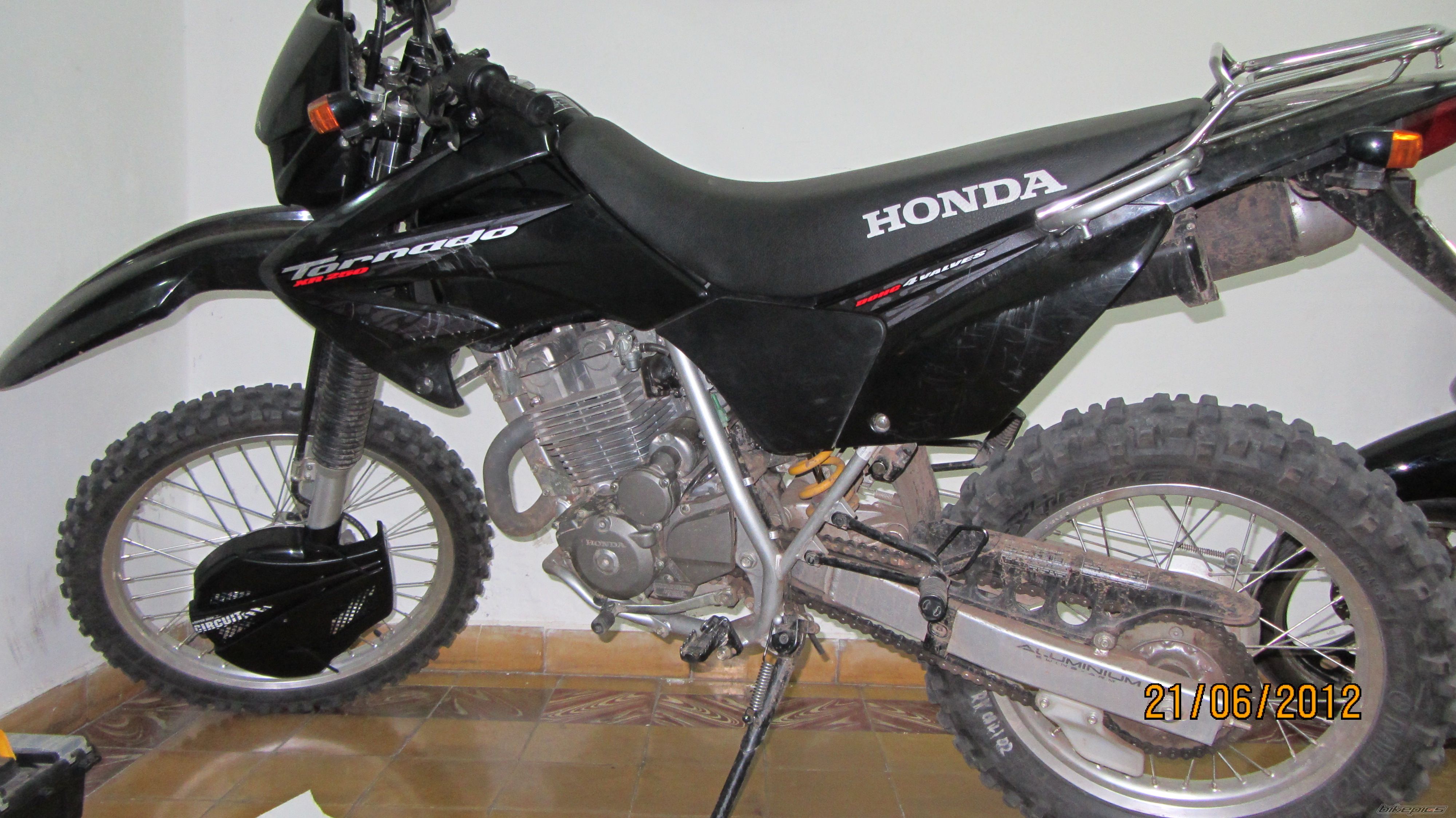 Photo 2418690