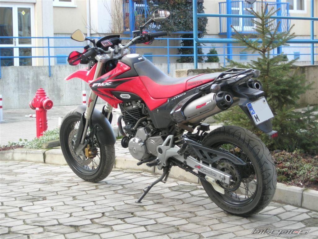 Photo 2418936
