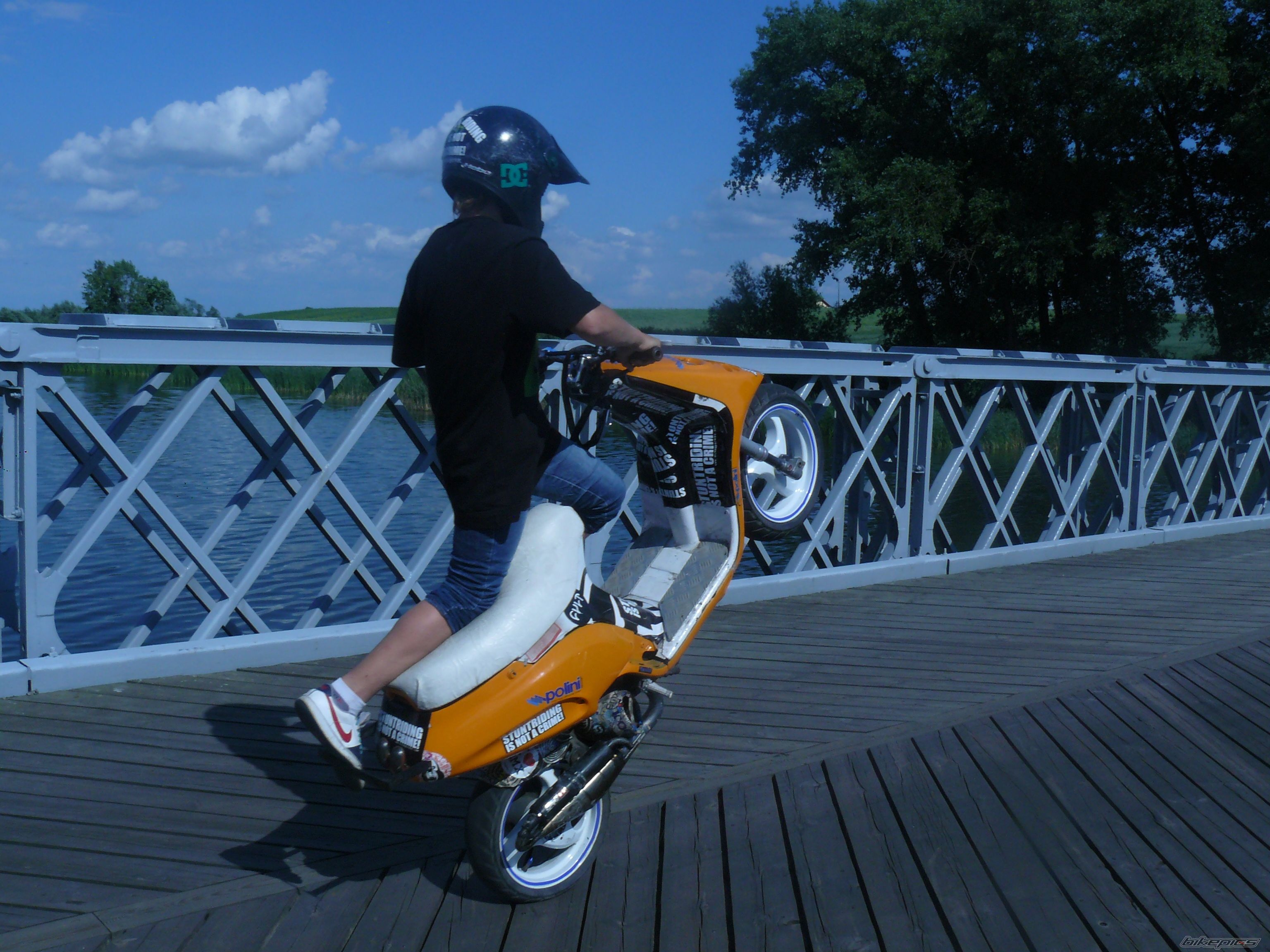 Photo 2419326