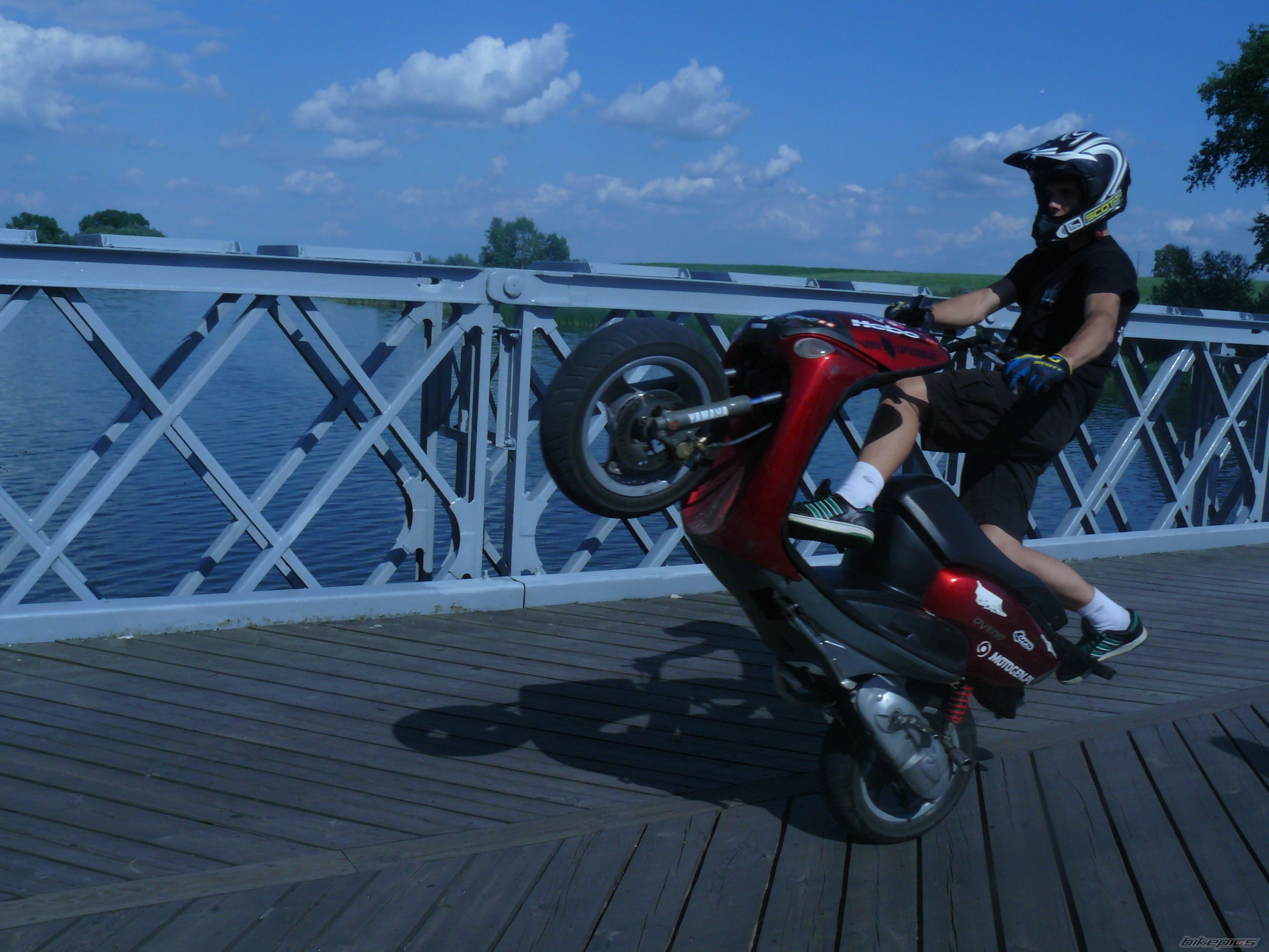 Photo 2419328