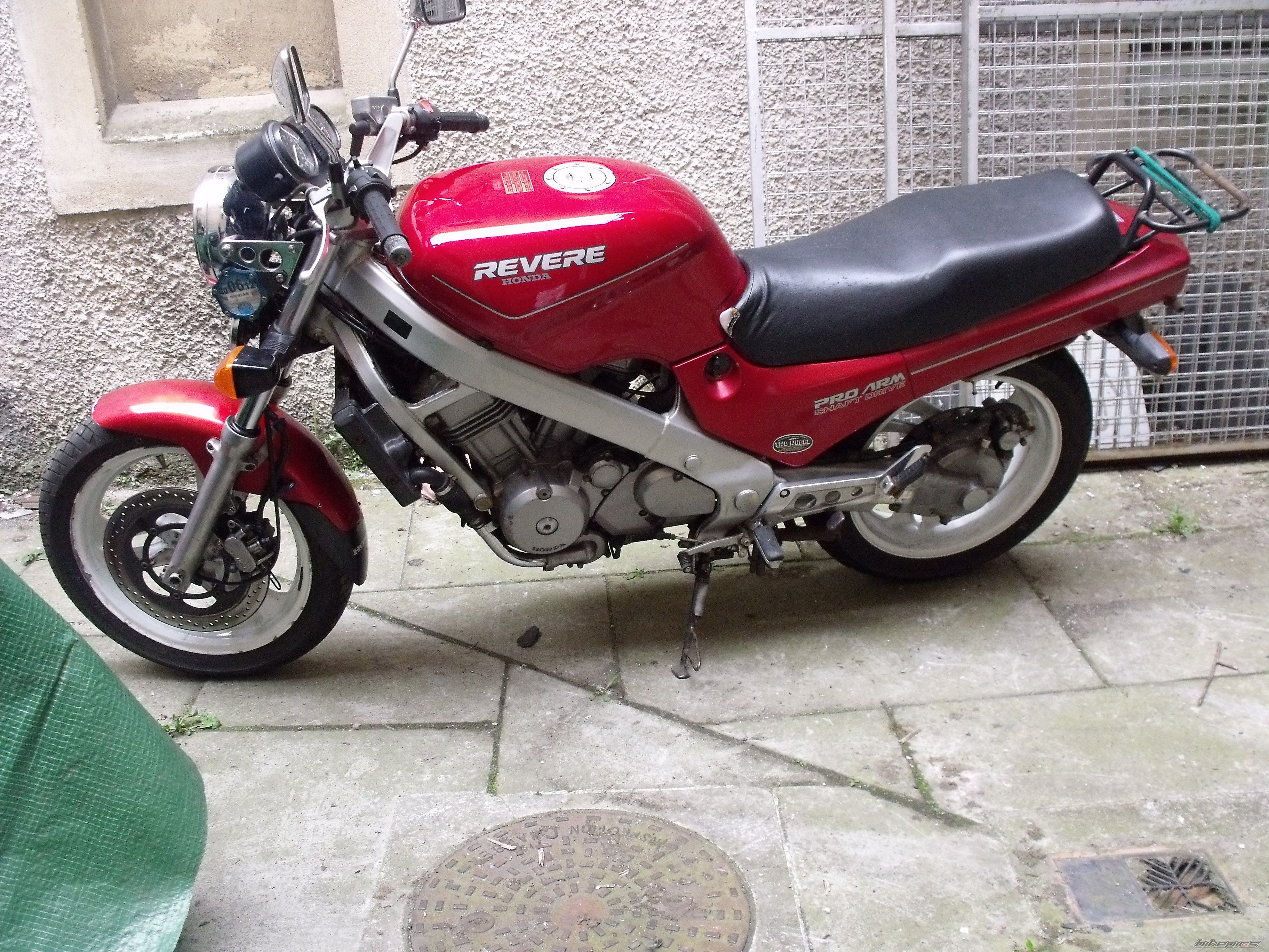 Photo 2419808