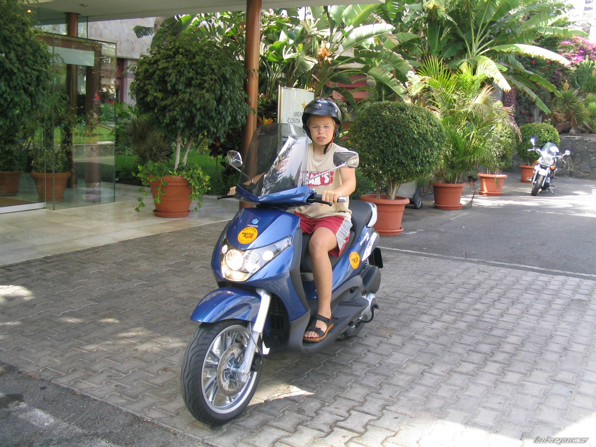 Bike Photo 242001