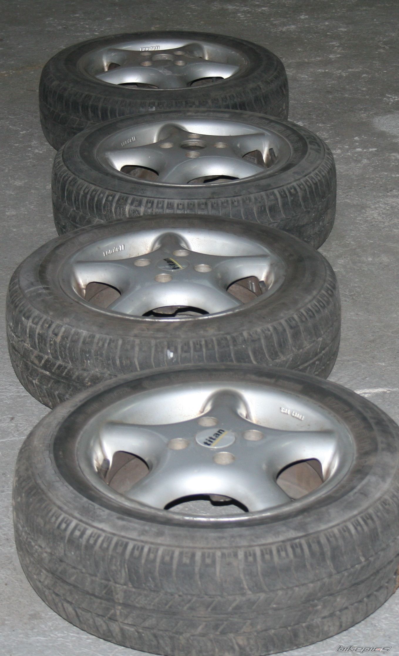 Photo 2420128