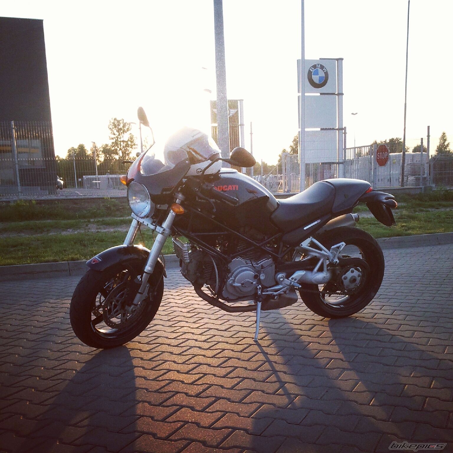 Bike Photo 2420230