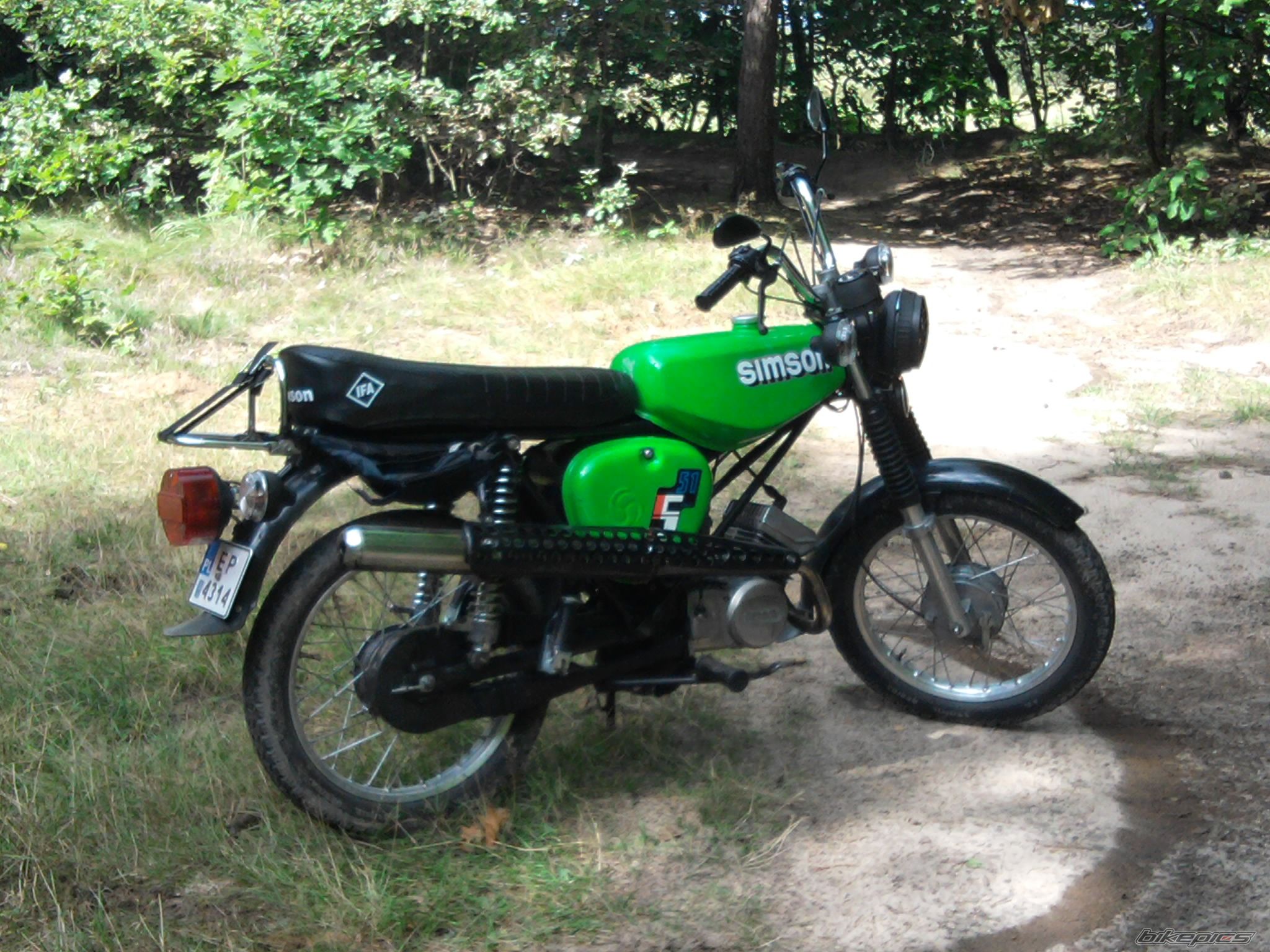 Photo 2421029
