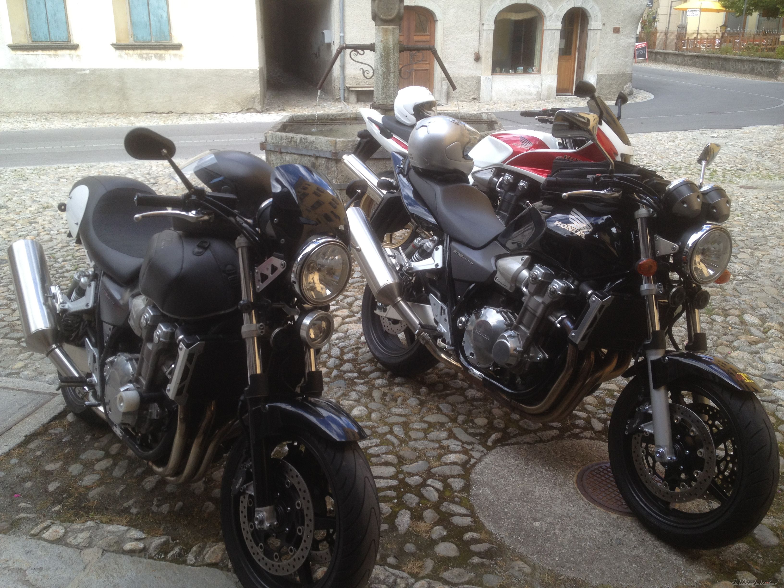 Photo 2421475
