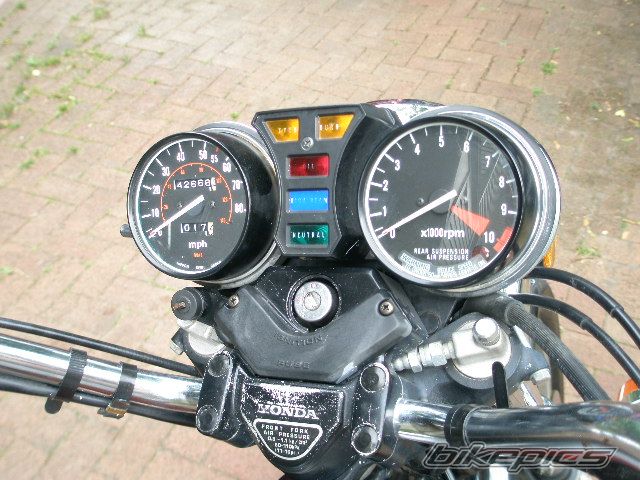 Photo 2421689