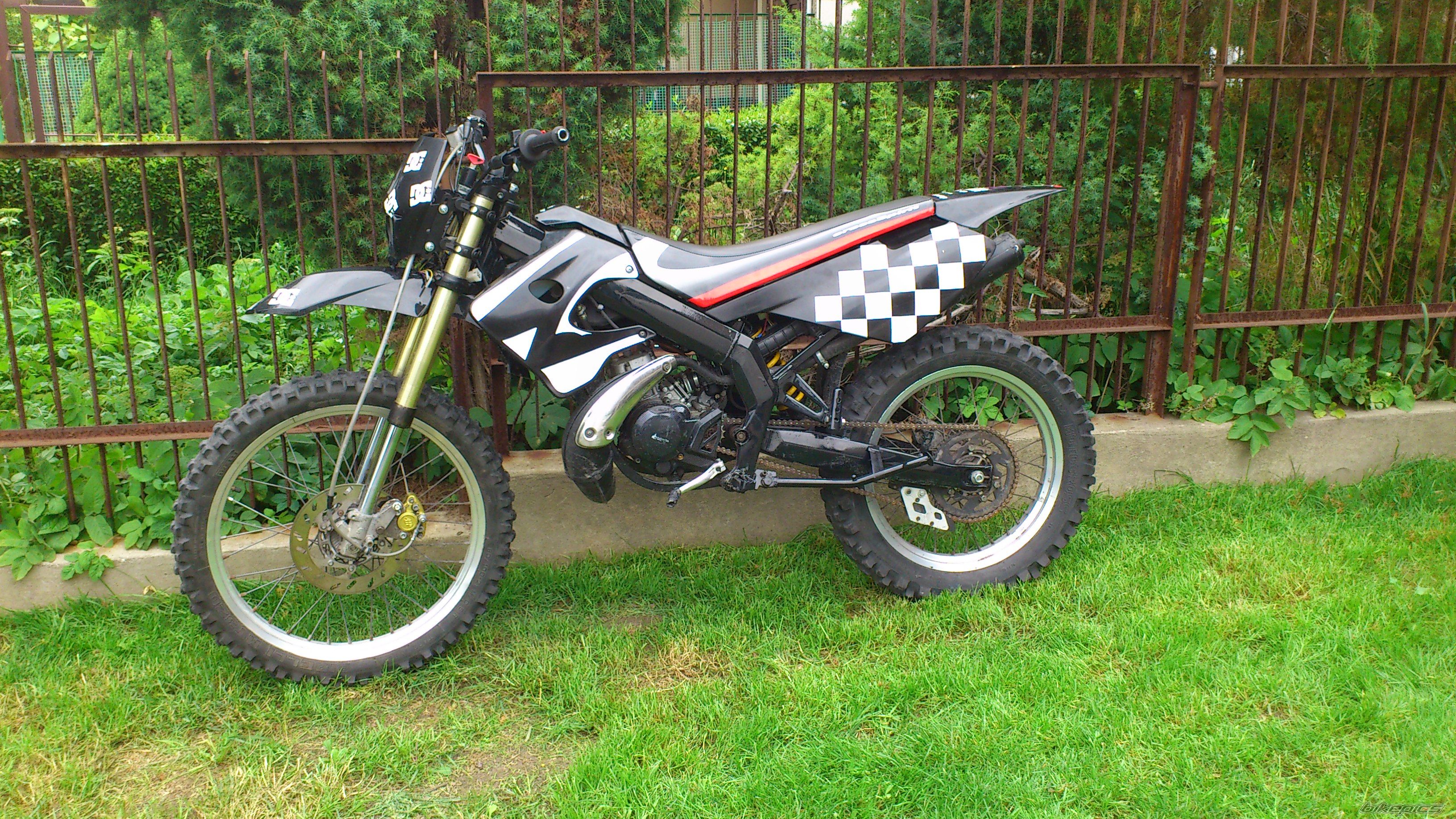 Bike Photo 2421773