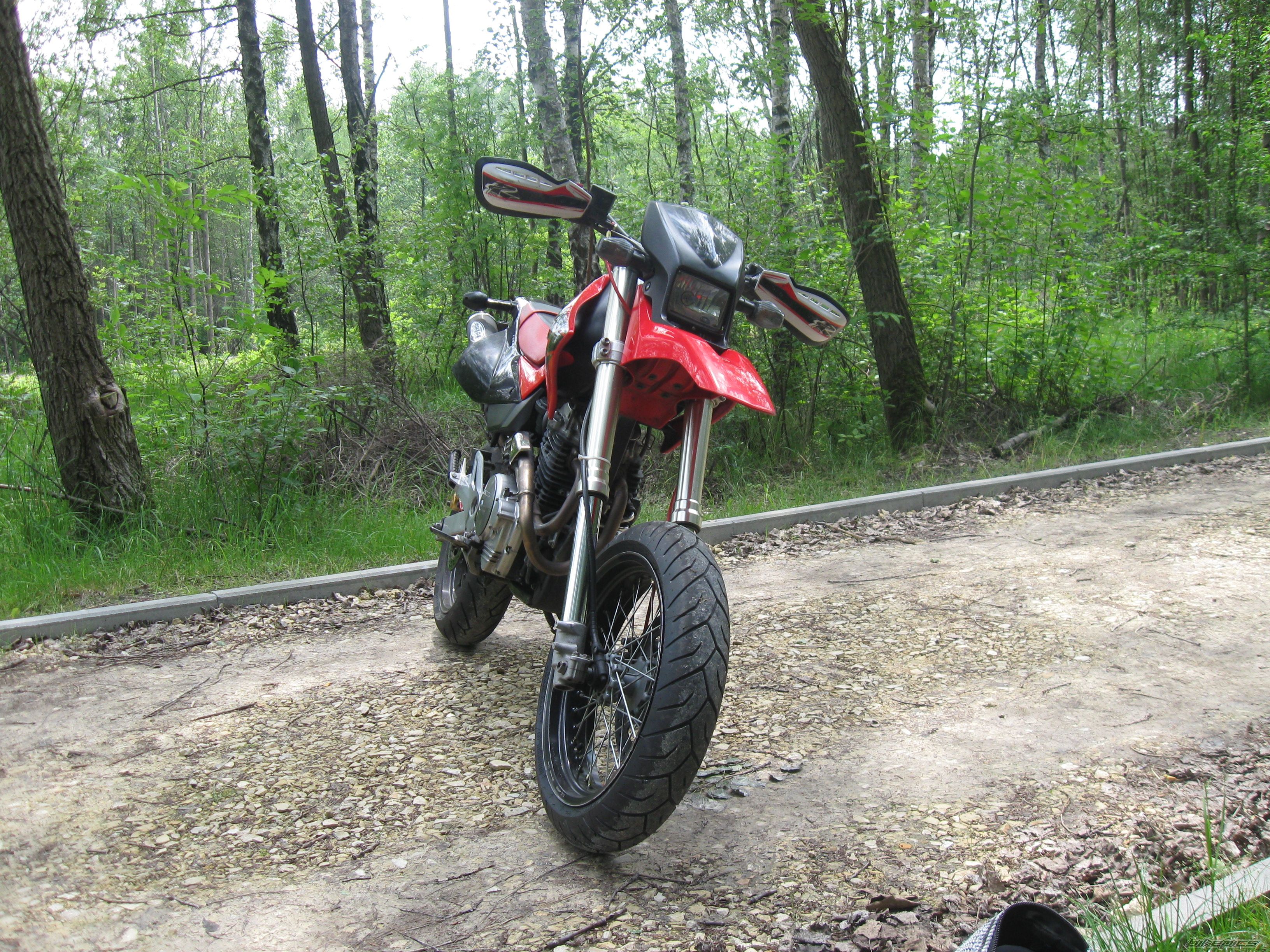 Photo 2421911
