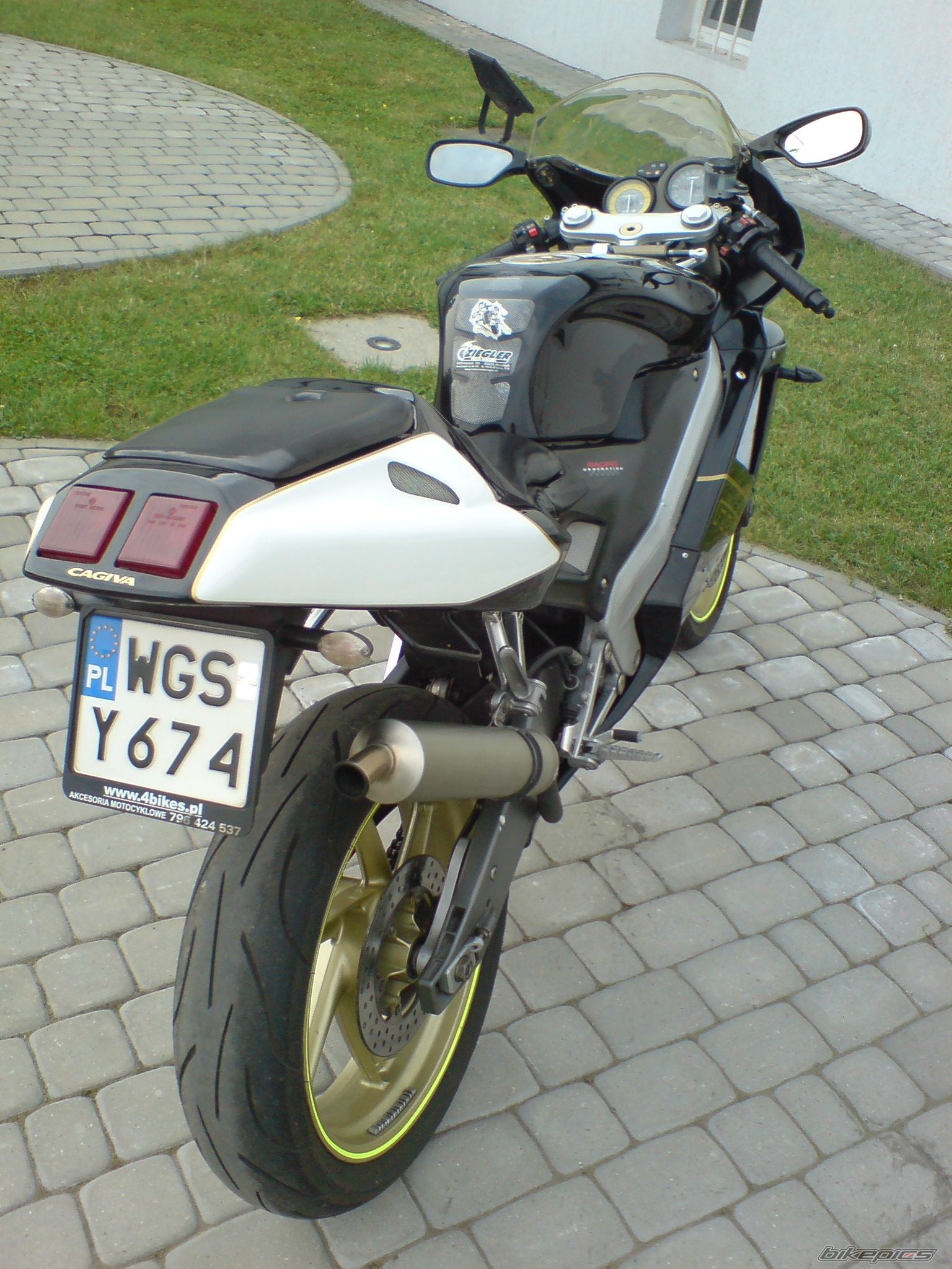Photo 2422335