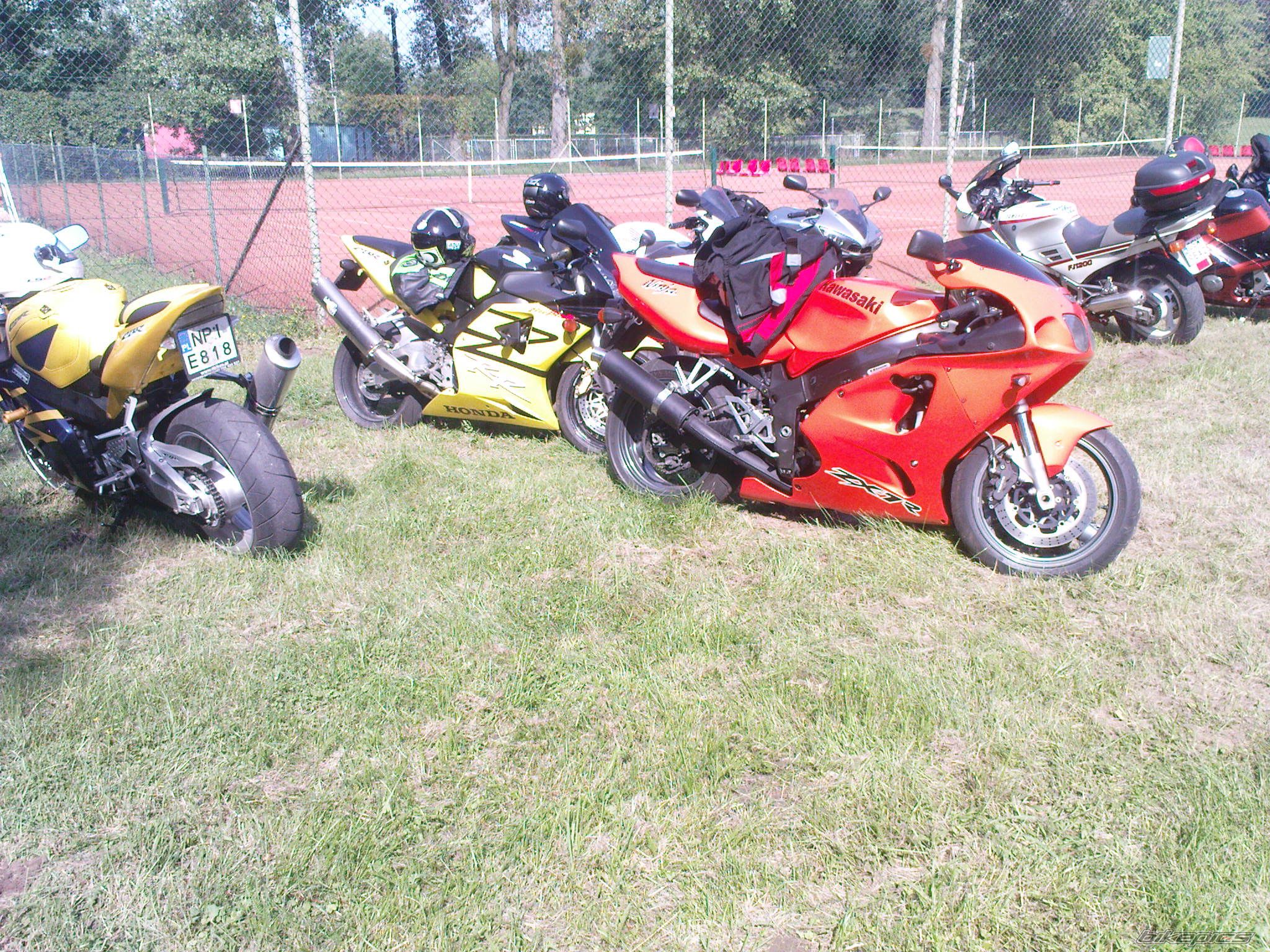 Photo 2422346