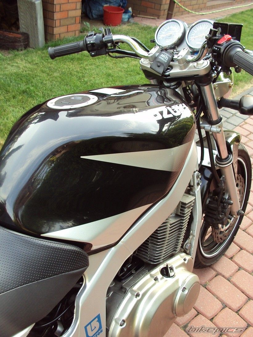Photo 2422377