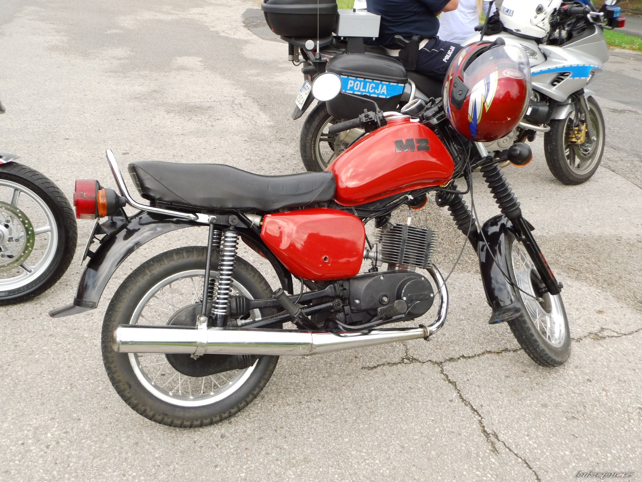 Photo 2422571