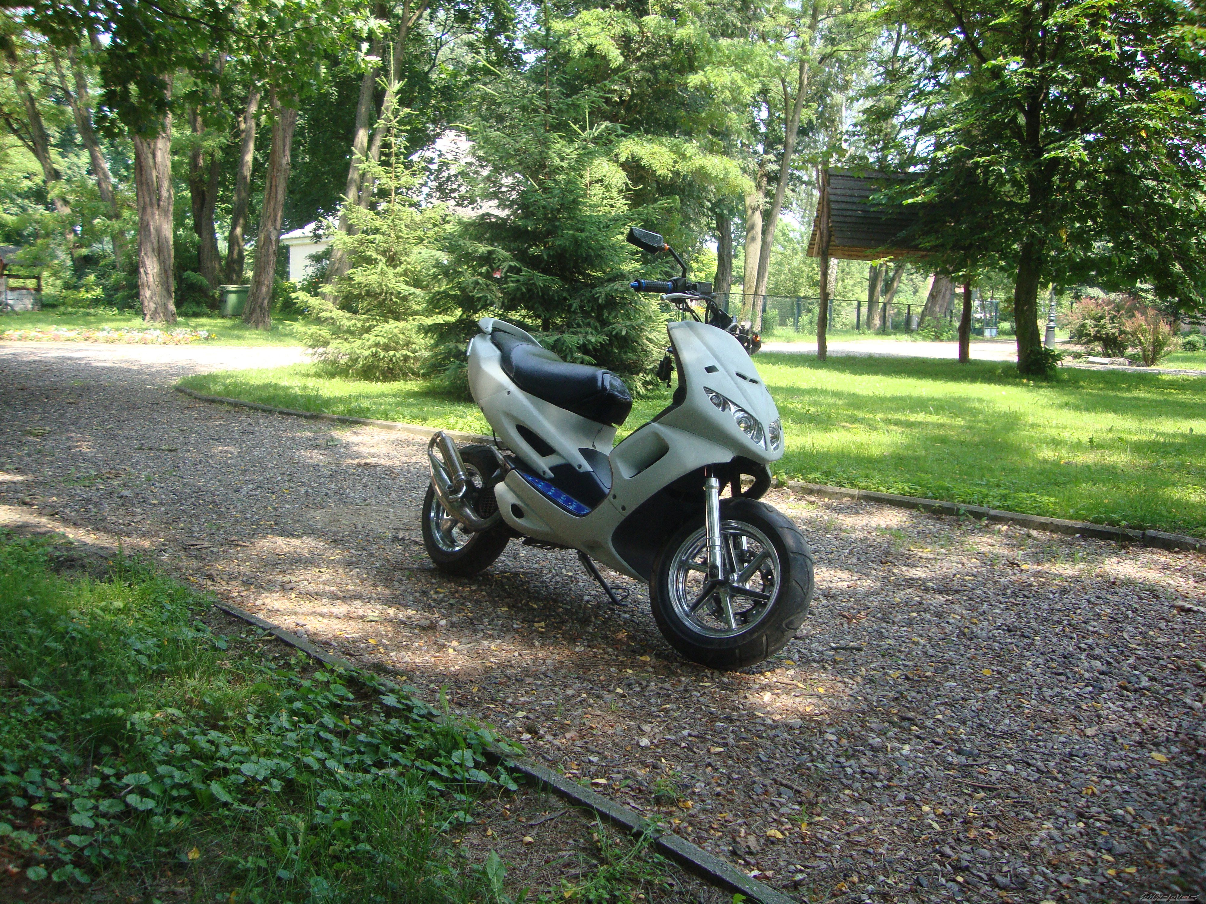 Photo 2423046