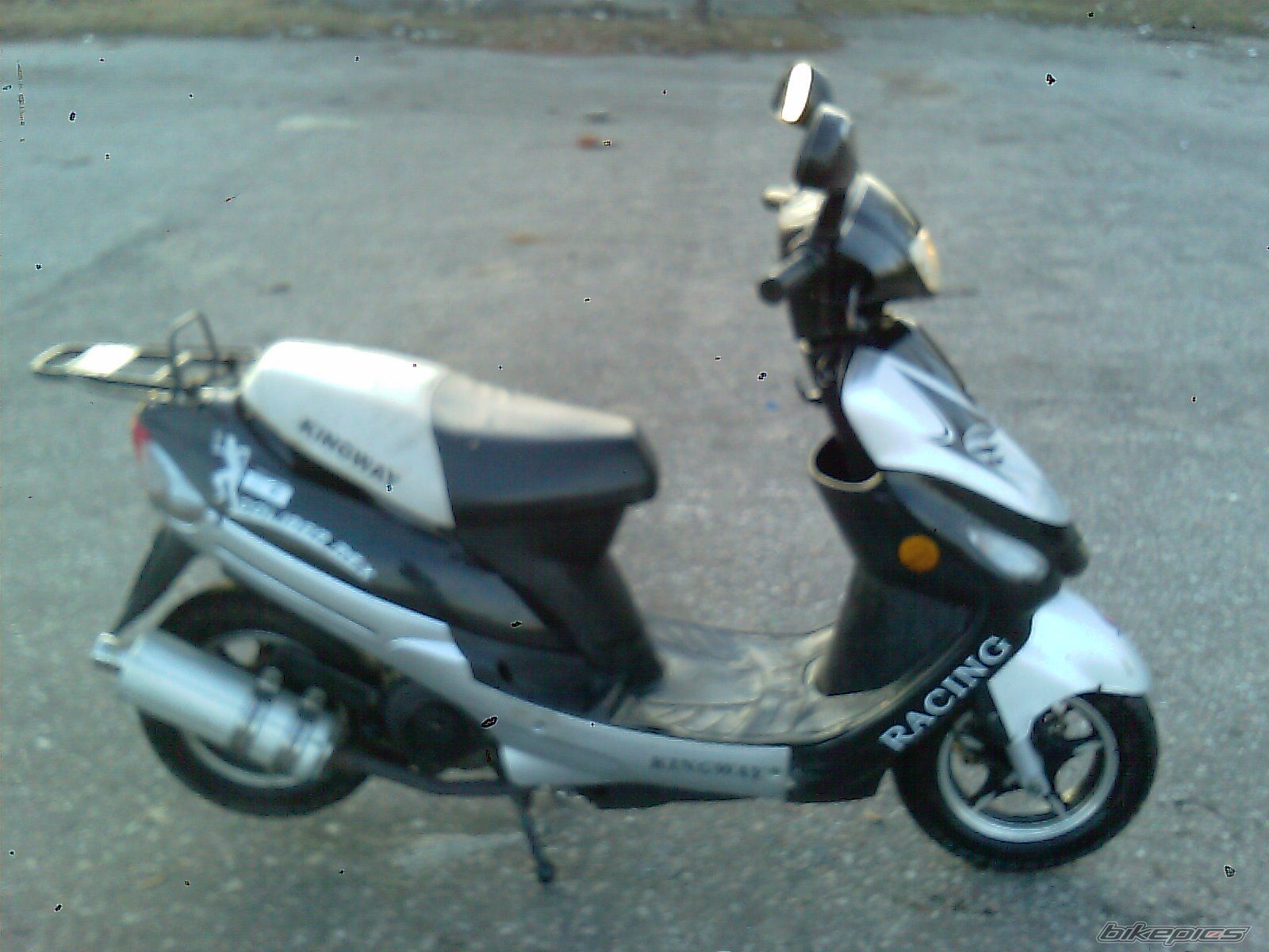 Photo 2423235