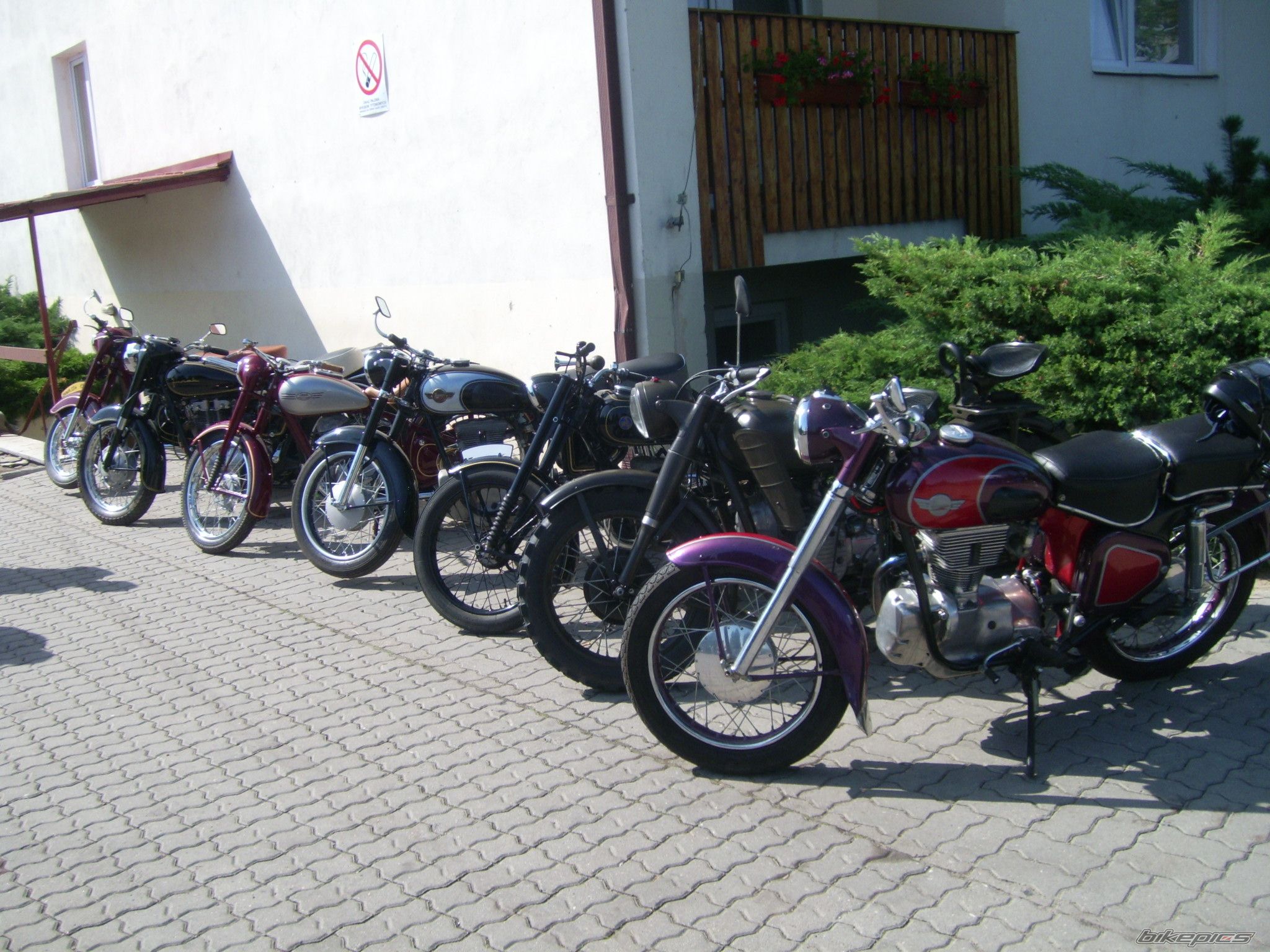 Photo 2423249