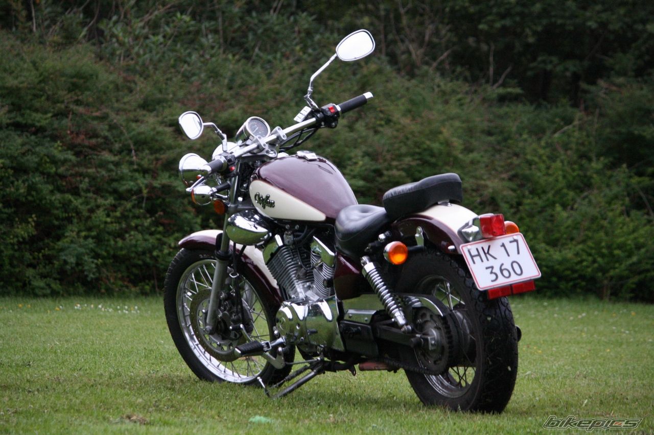 Photo 2423404