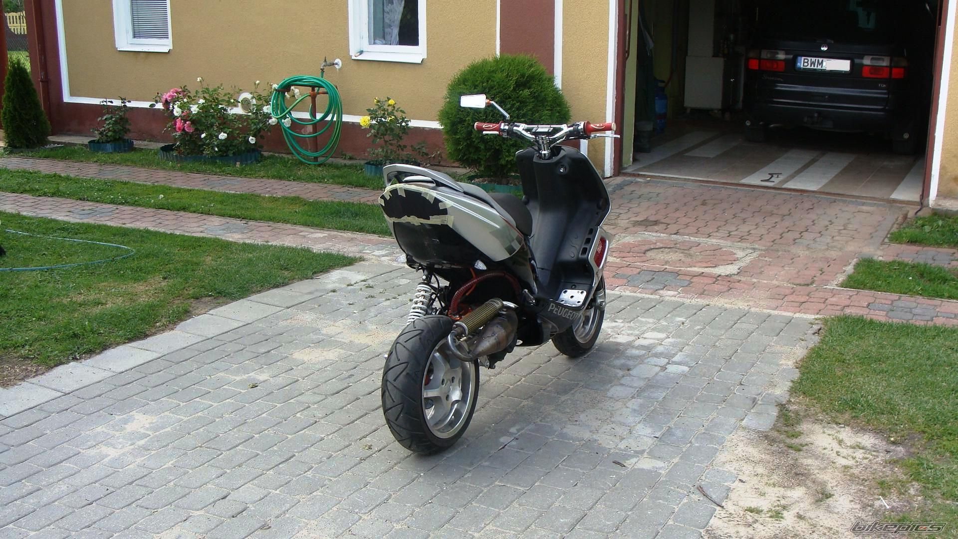 Photo 2423438
