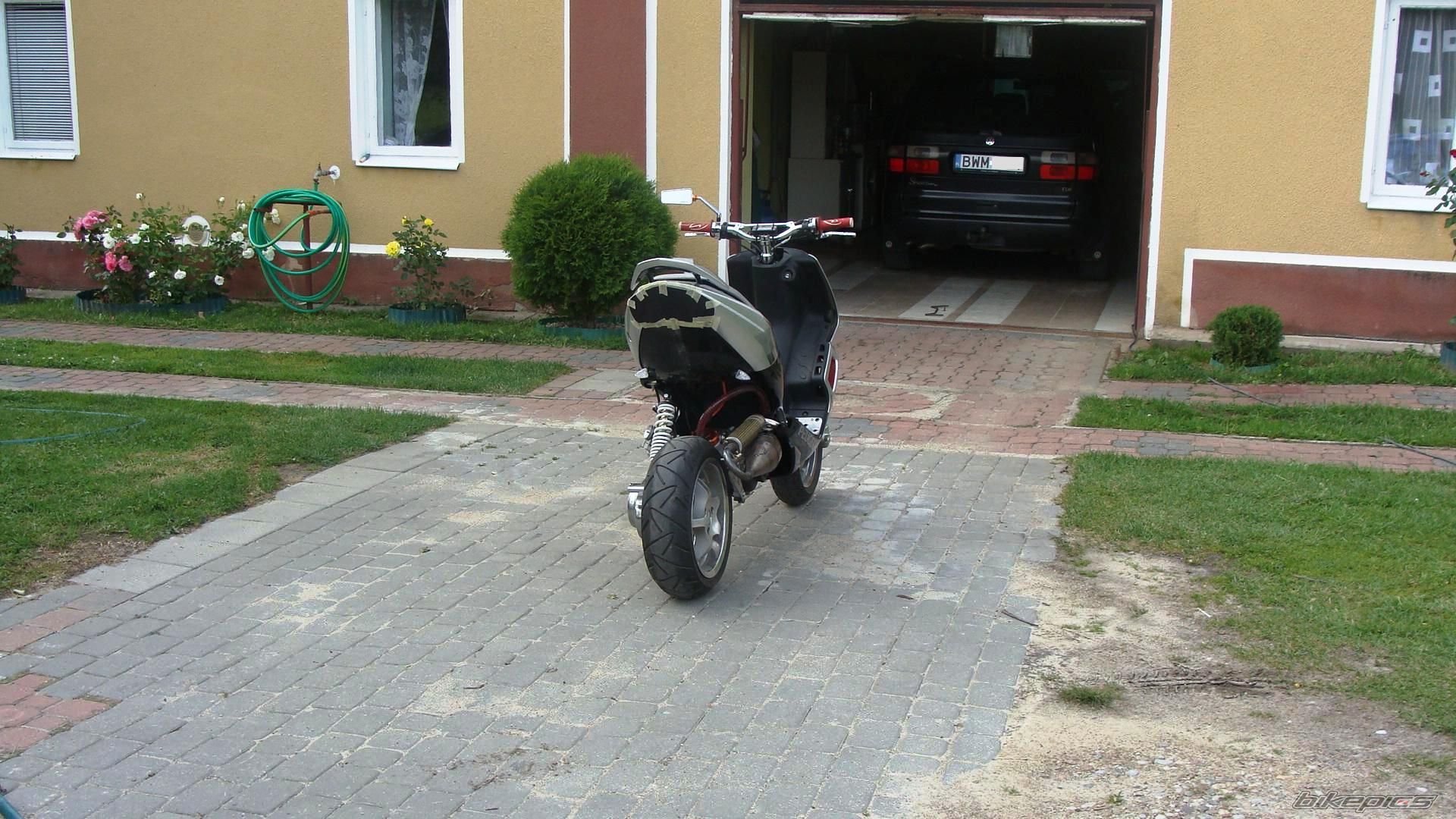 Photo 2423440