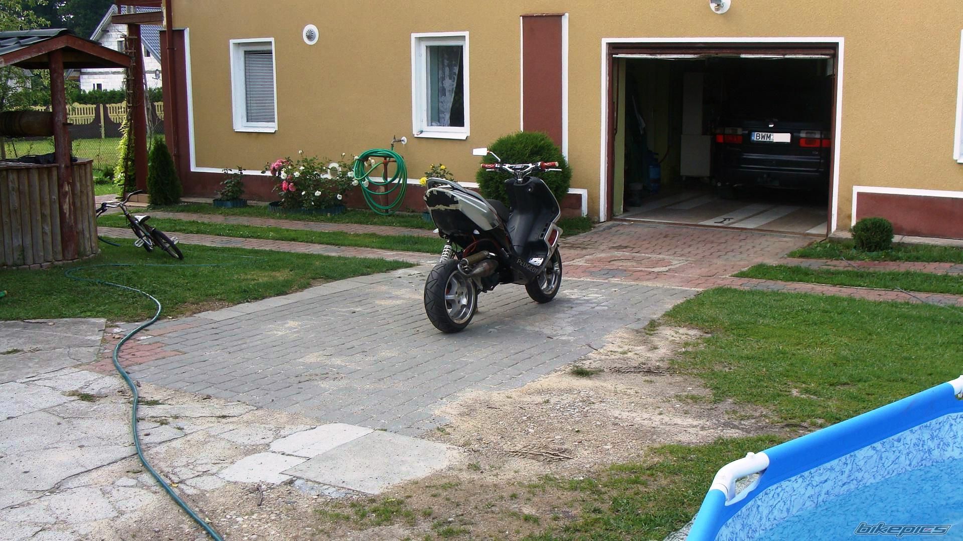 Photo 2423441