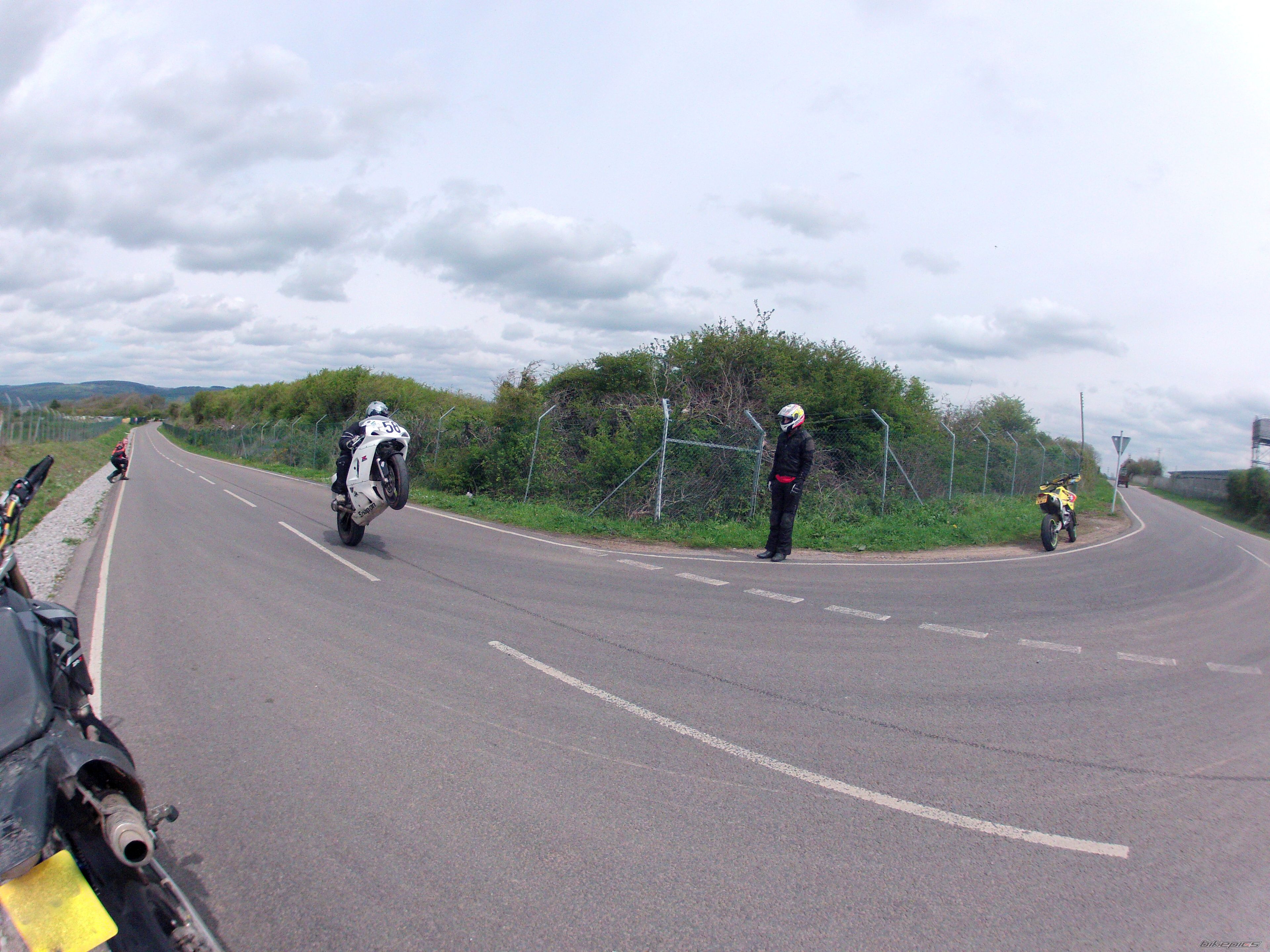 Photo 2423588