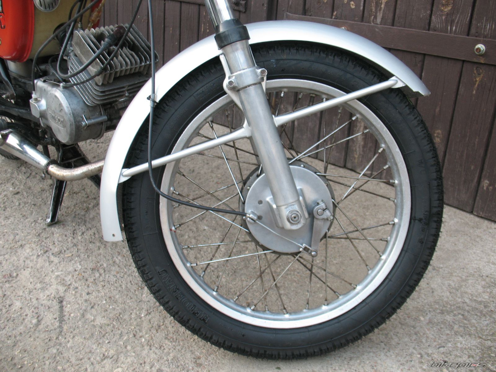Photo 2423773