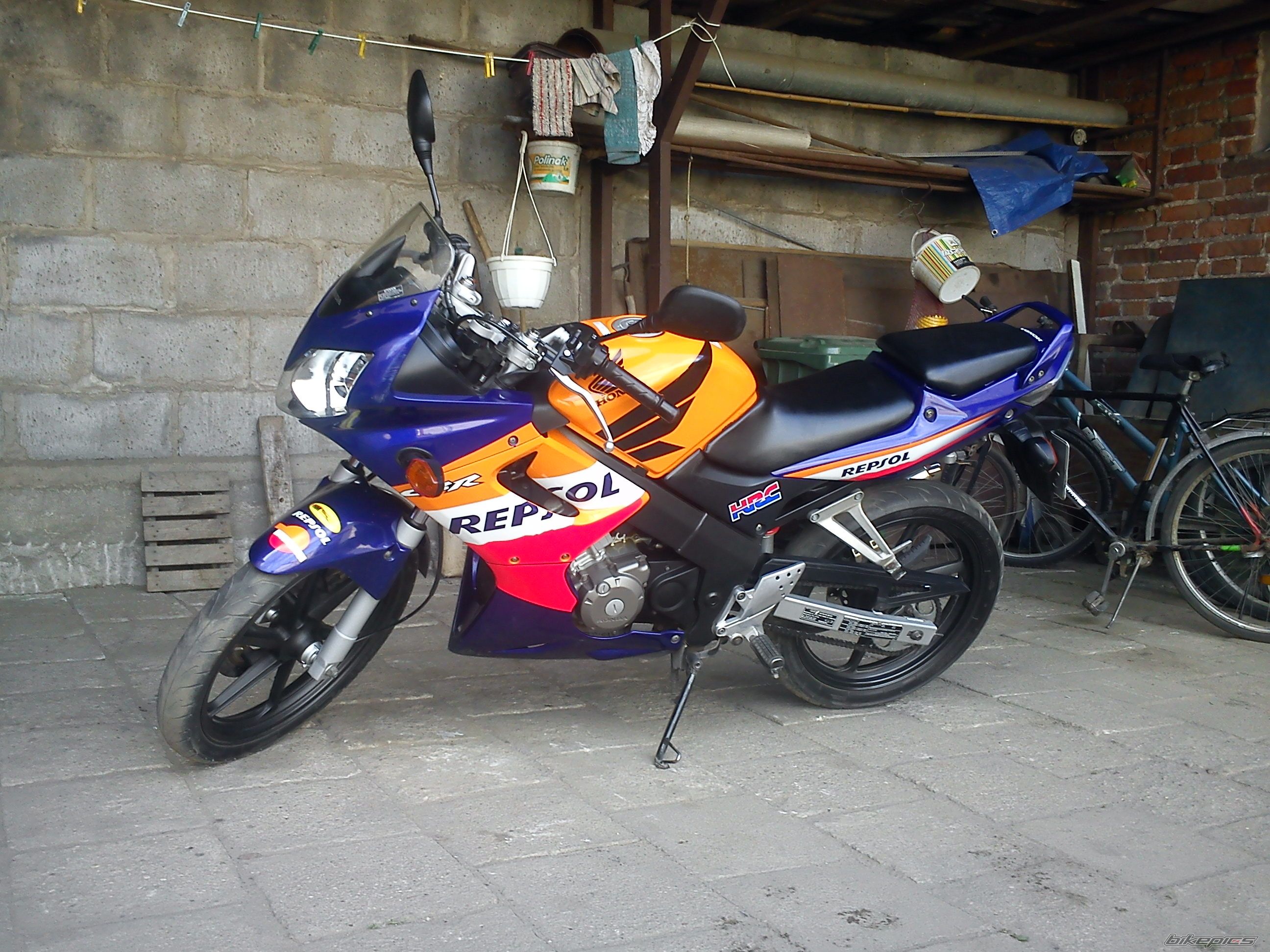 Photo 2423809