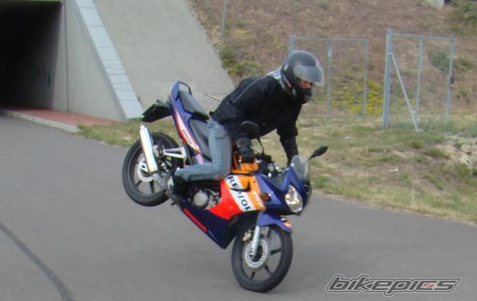 Photo 2423913