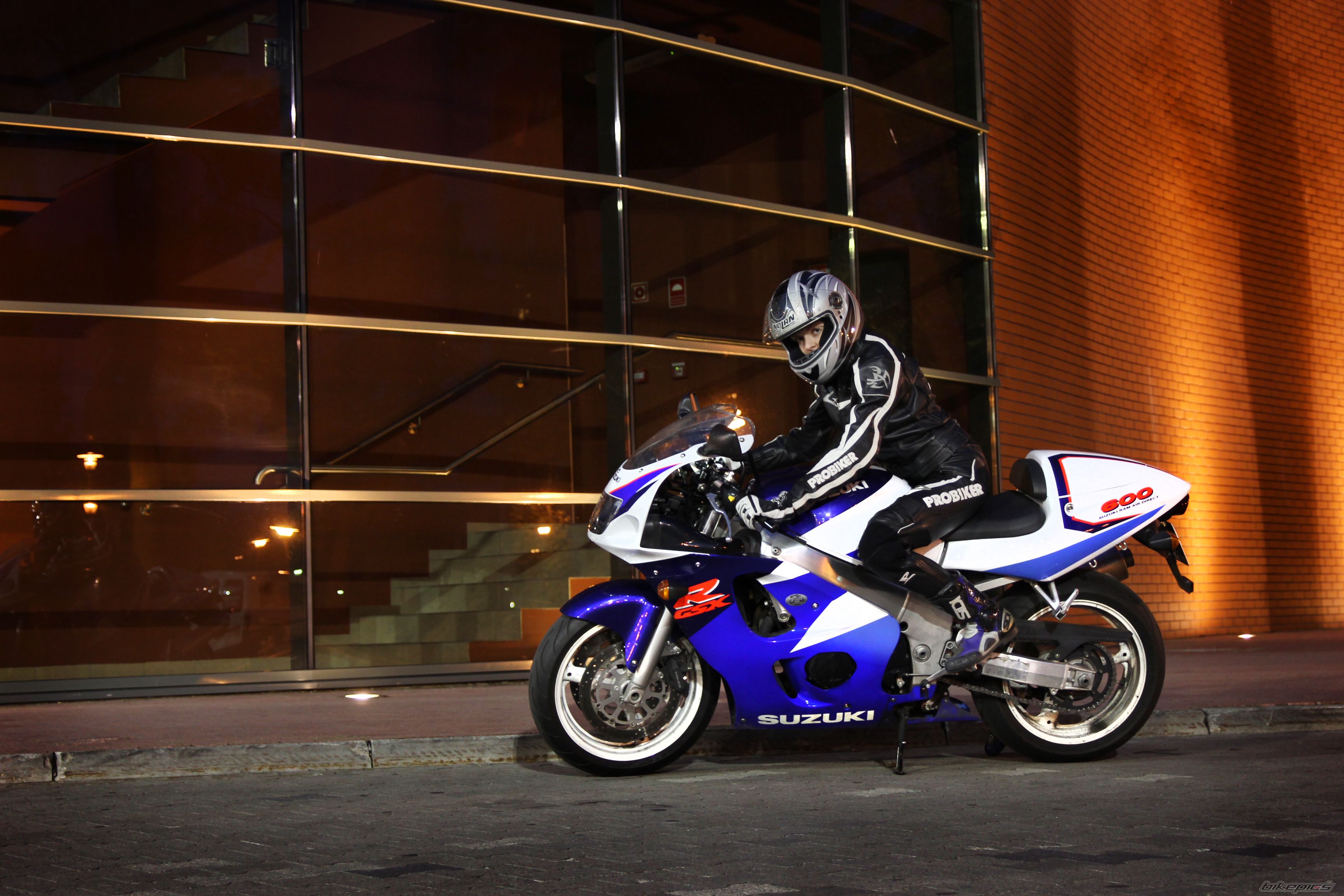 Bike Photo 2423930