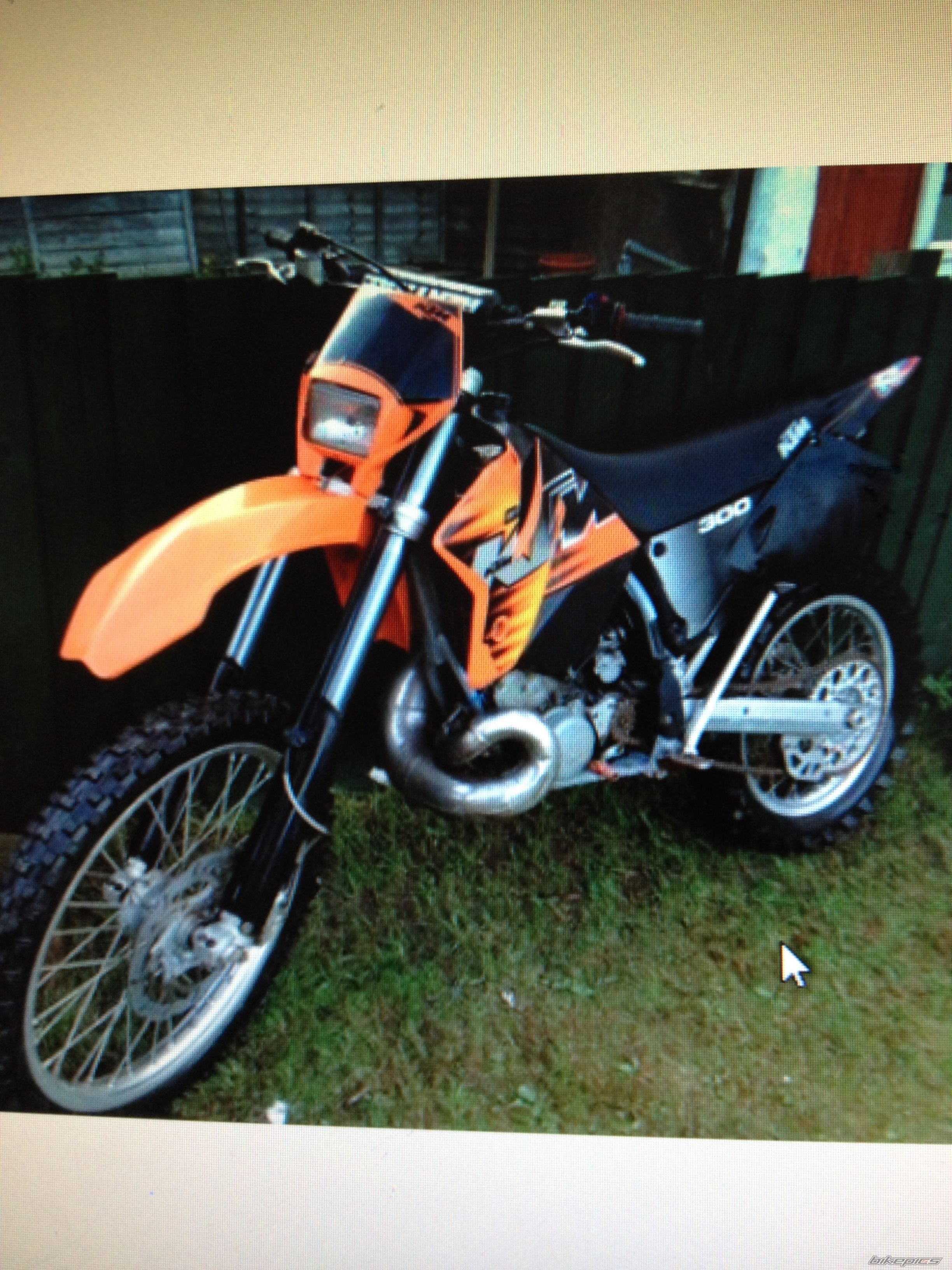 Photo 2424159