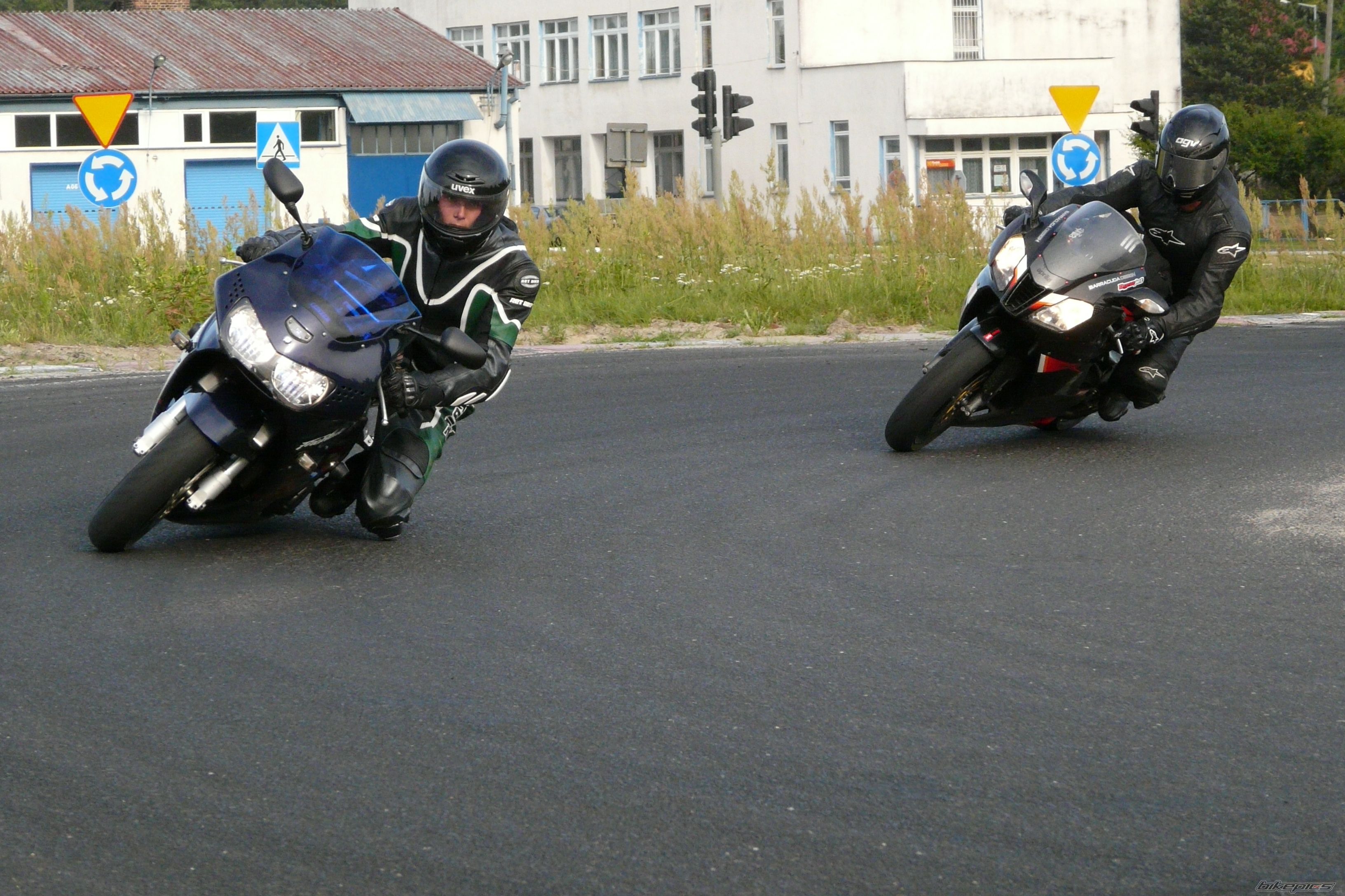 Photo 2424298