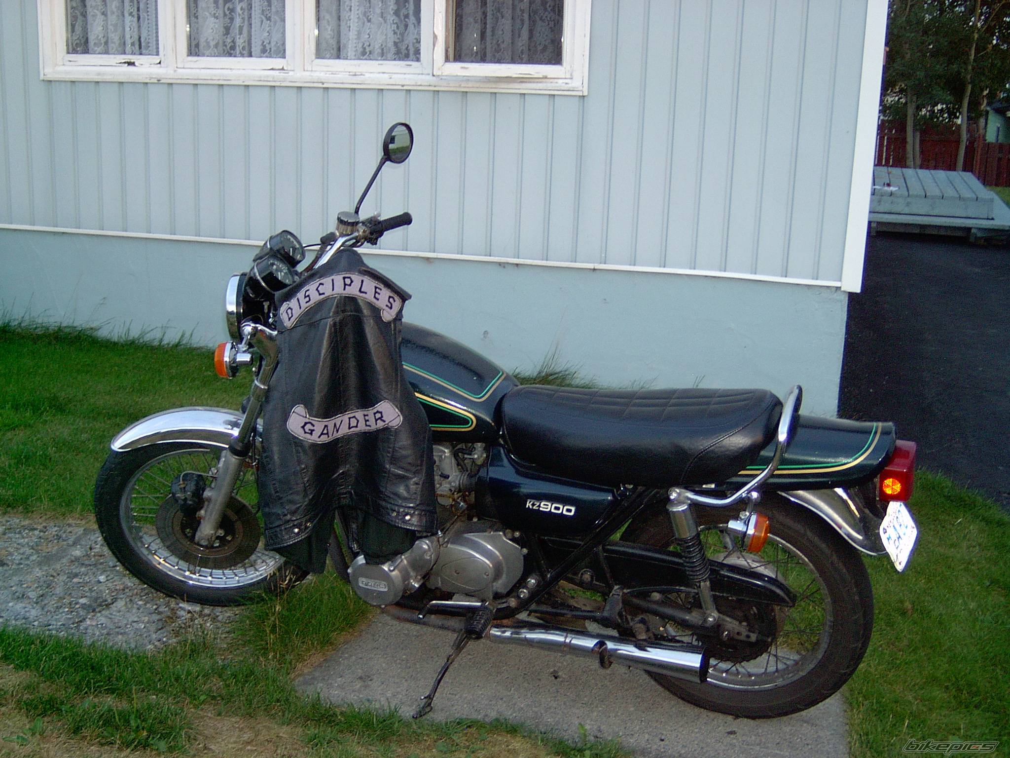 Photo 242436