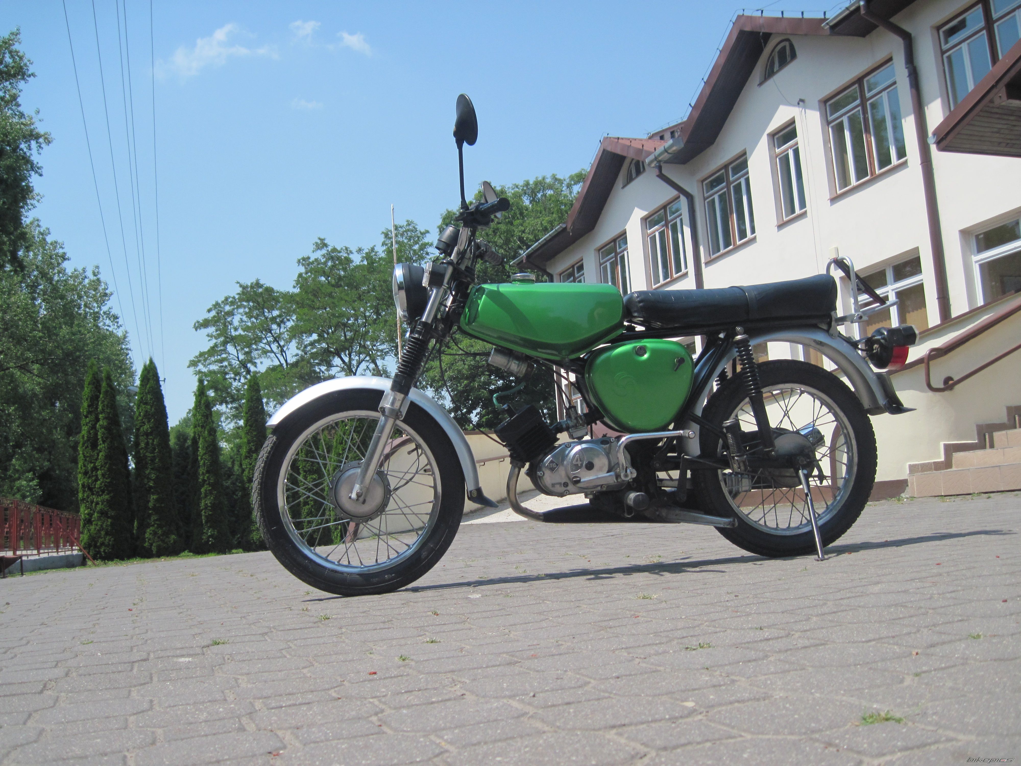 Photo 2424713